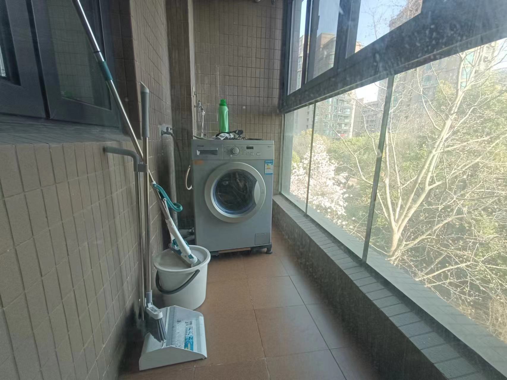 绿城玉兰公寓 2室2厅1卫 100.55m²