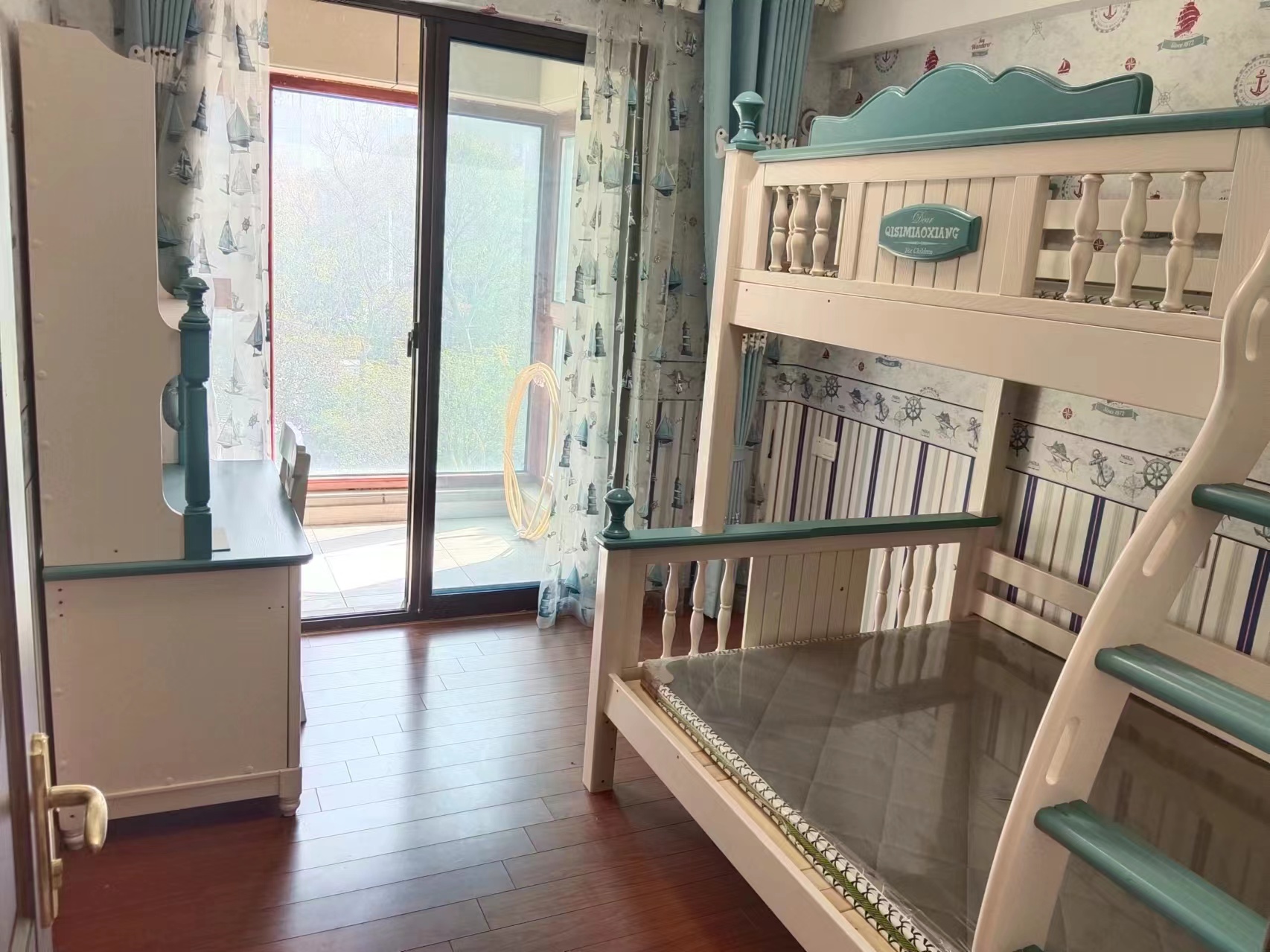 南通碧桂园翡翠华府 4室2厅2卫 144m&sup2;