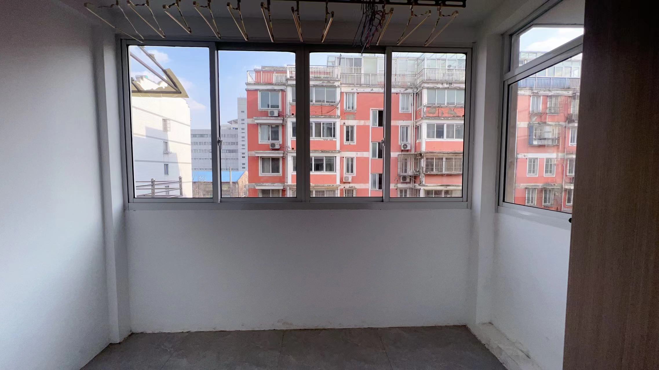 宝隆花园 2室1厅1卫 90m&sup2;