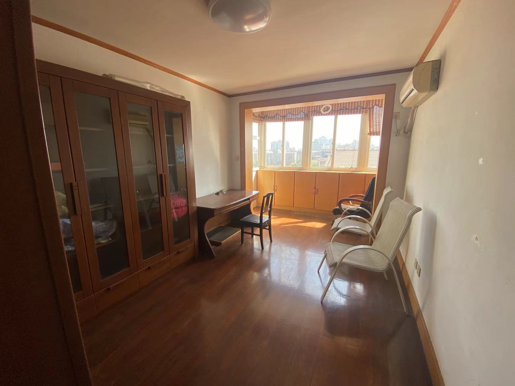 北濠山庄 5室3厅3卫 116m&sup2;