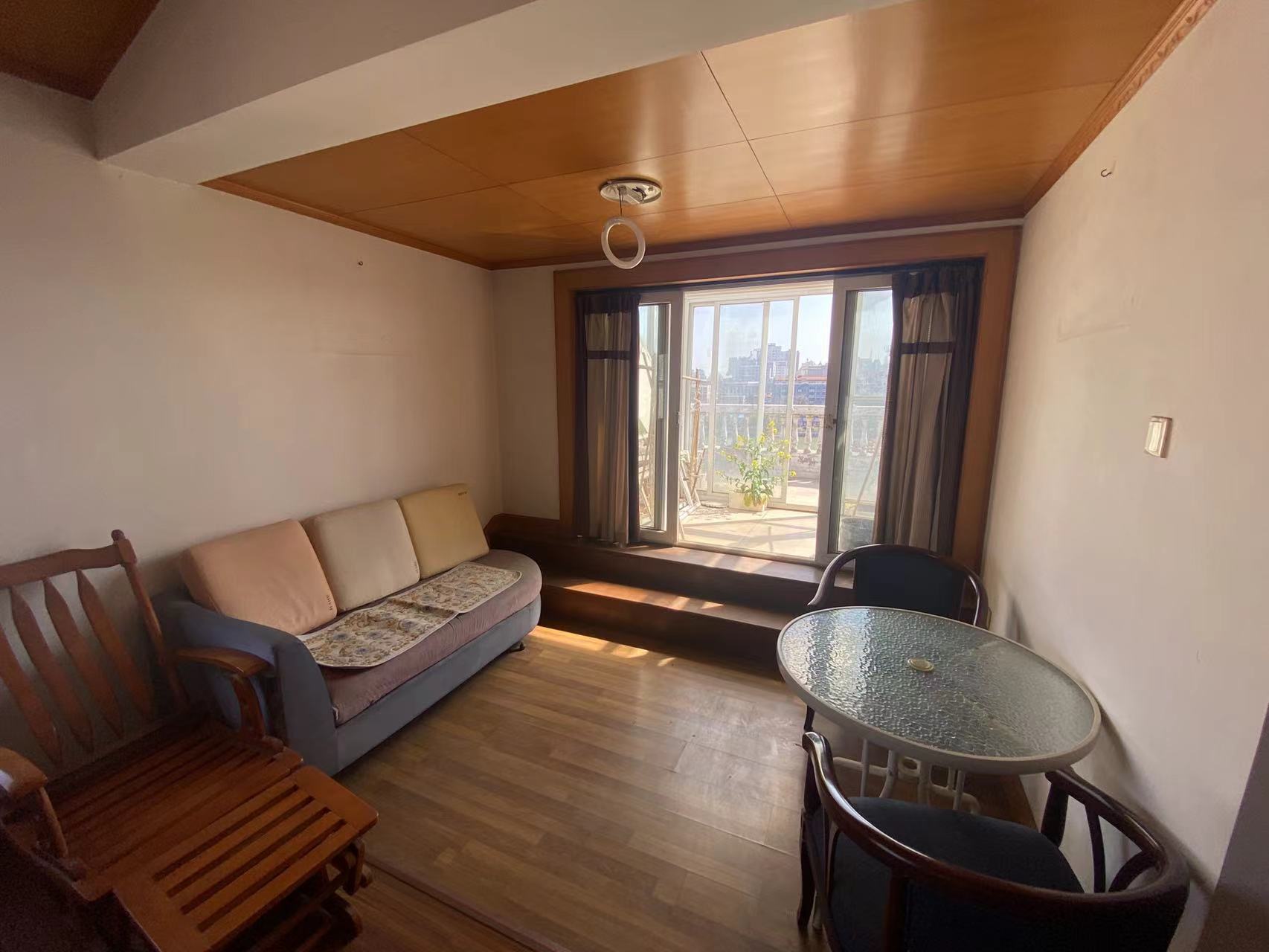 北濠山庄 5室3厅3卫 116m&sup2;
