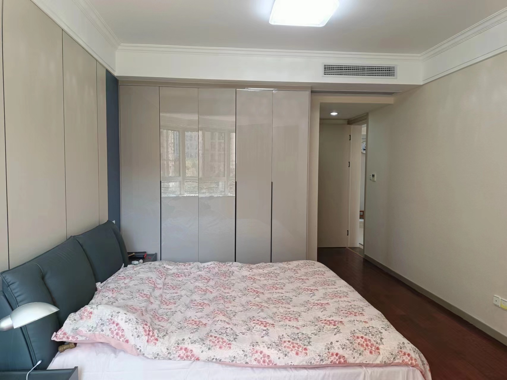 中南世纪花城三期 4室2厅2卫 141.03m&sup2;