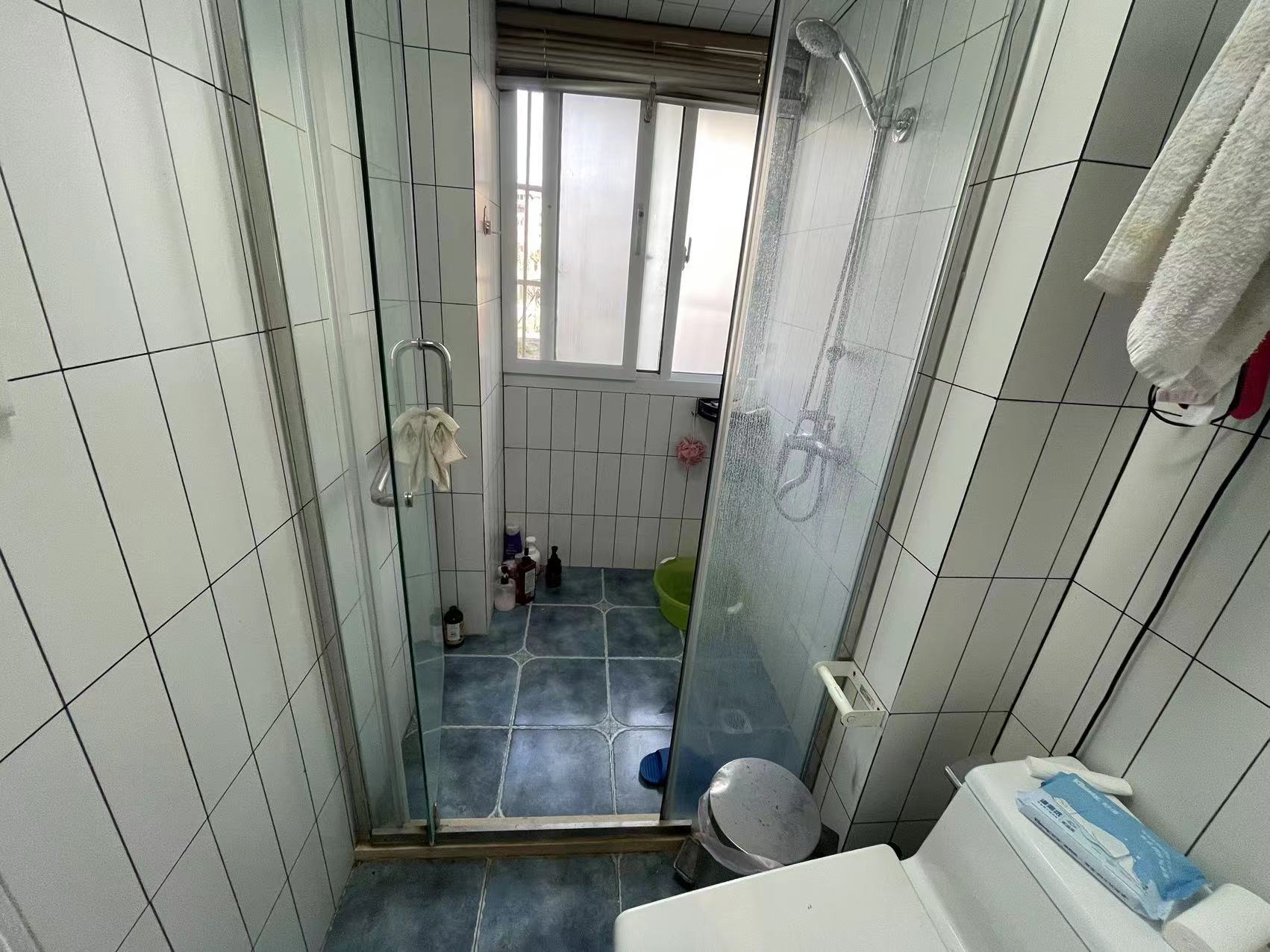 光明新村 2室1厅1卫 65m&sup2;