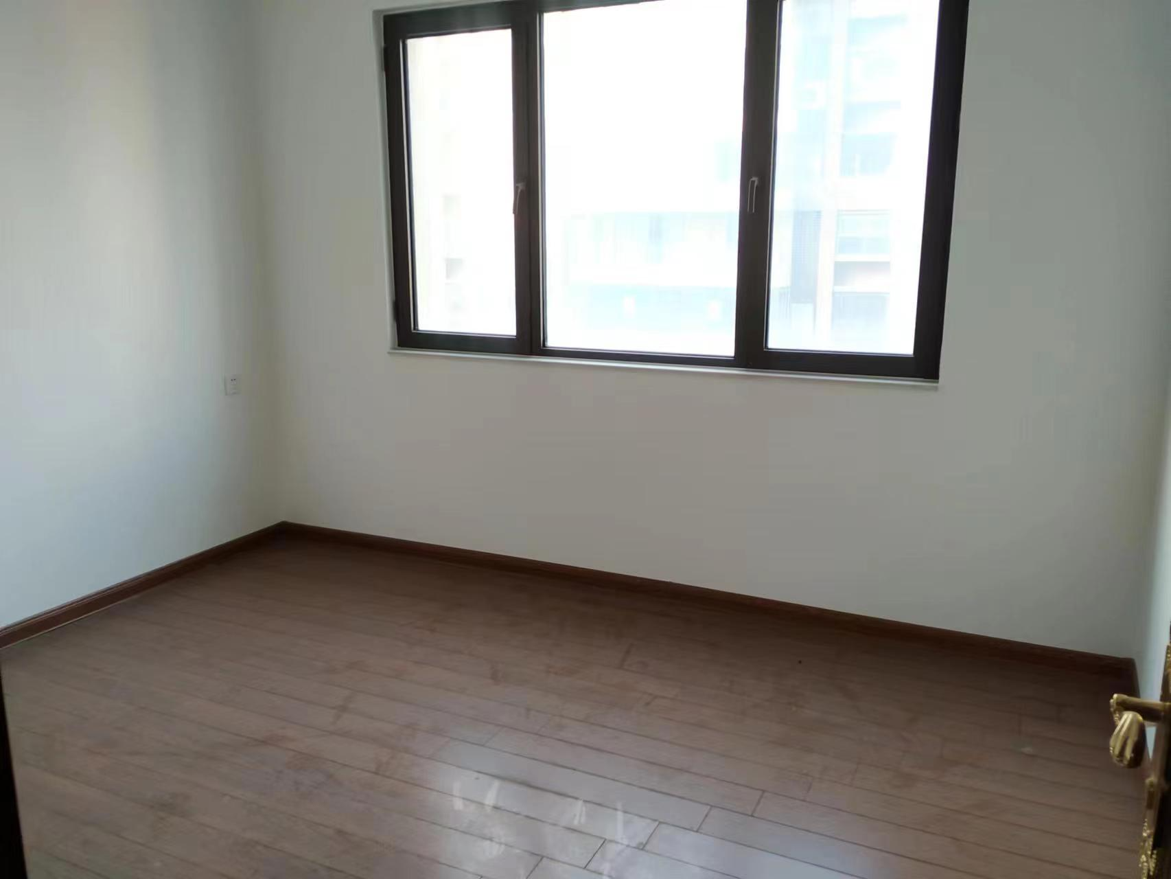 南通碧桂园翡翠华府 4室2厅2卫 266.00m&sup2;