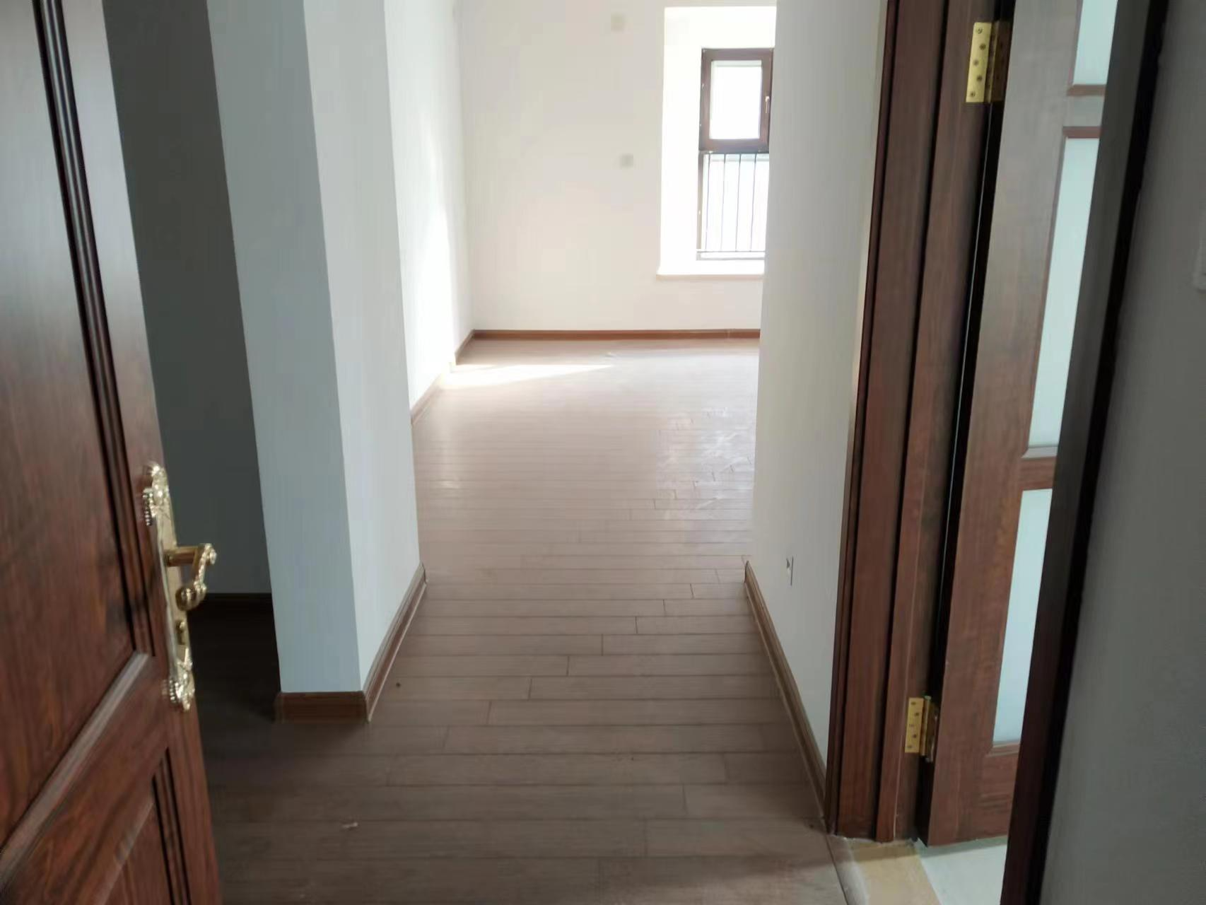 南通碧桂园翡翠华府 4室2厅2卫 266.00m&sup2;