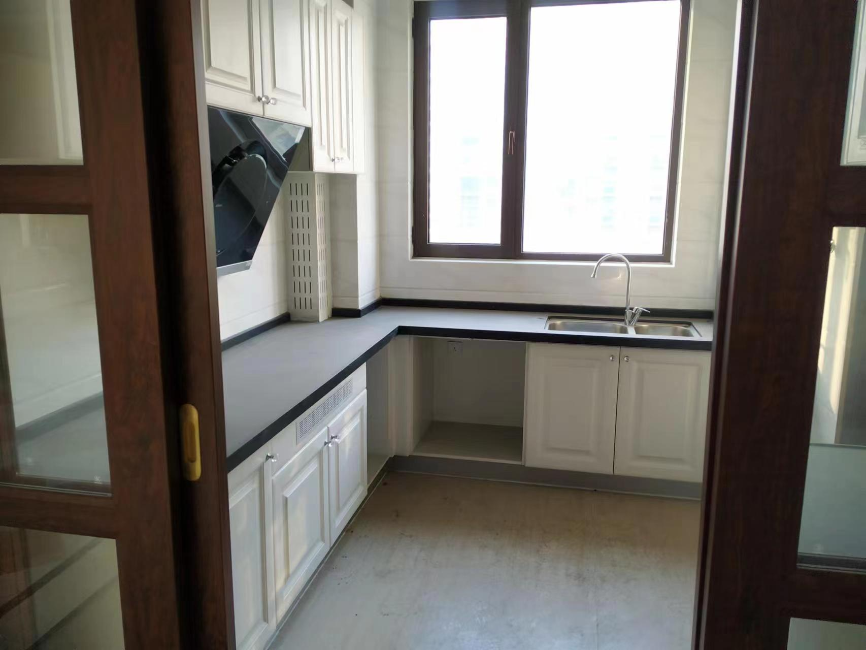 南通碧桂园翡翠华府 4室2厅2卫 266.00m&sup2;