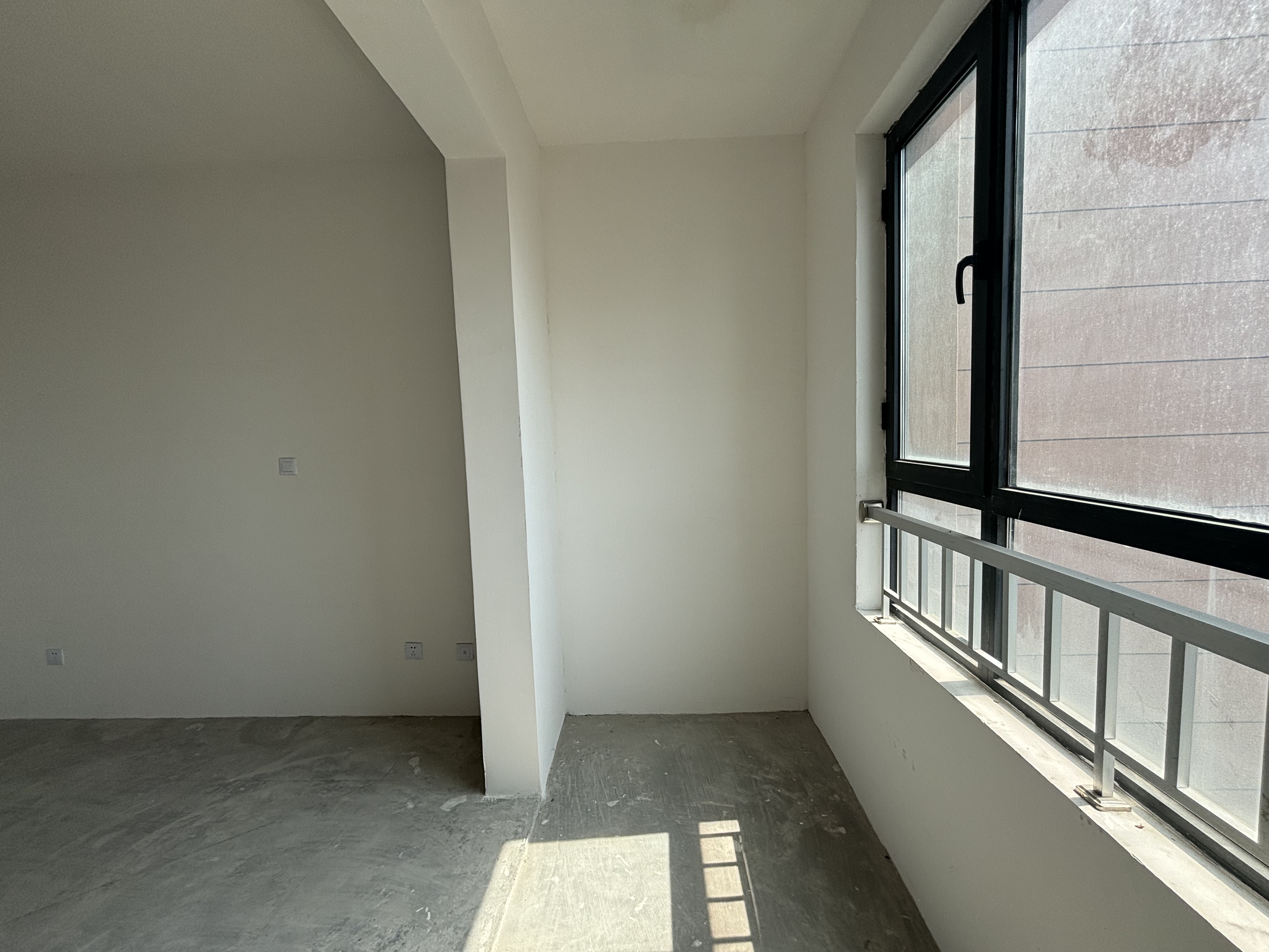朝霞里花苑 2室2厅1卫 98.5m&sup2;