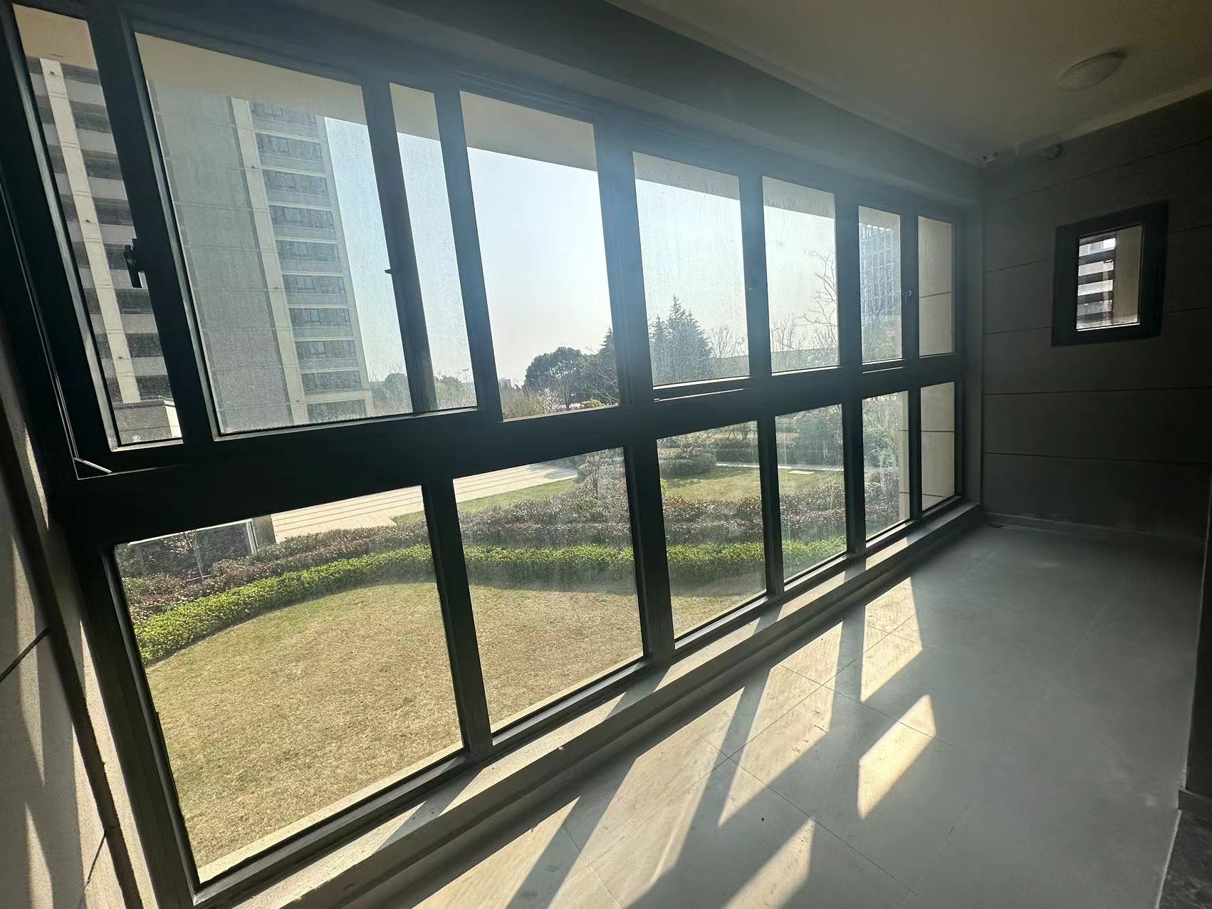 万科未来之光 3室2厅1卫 100m&sup2;