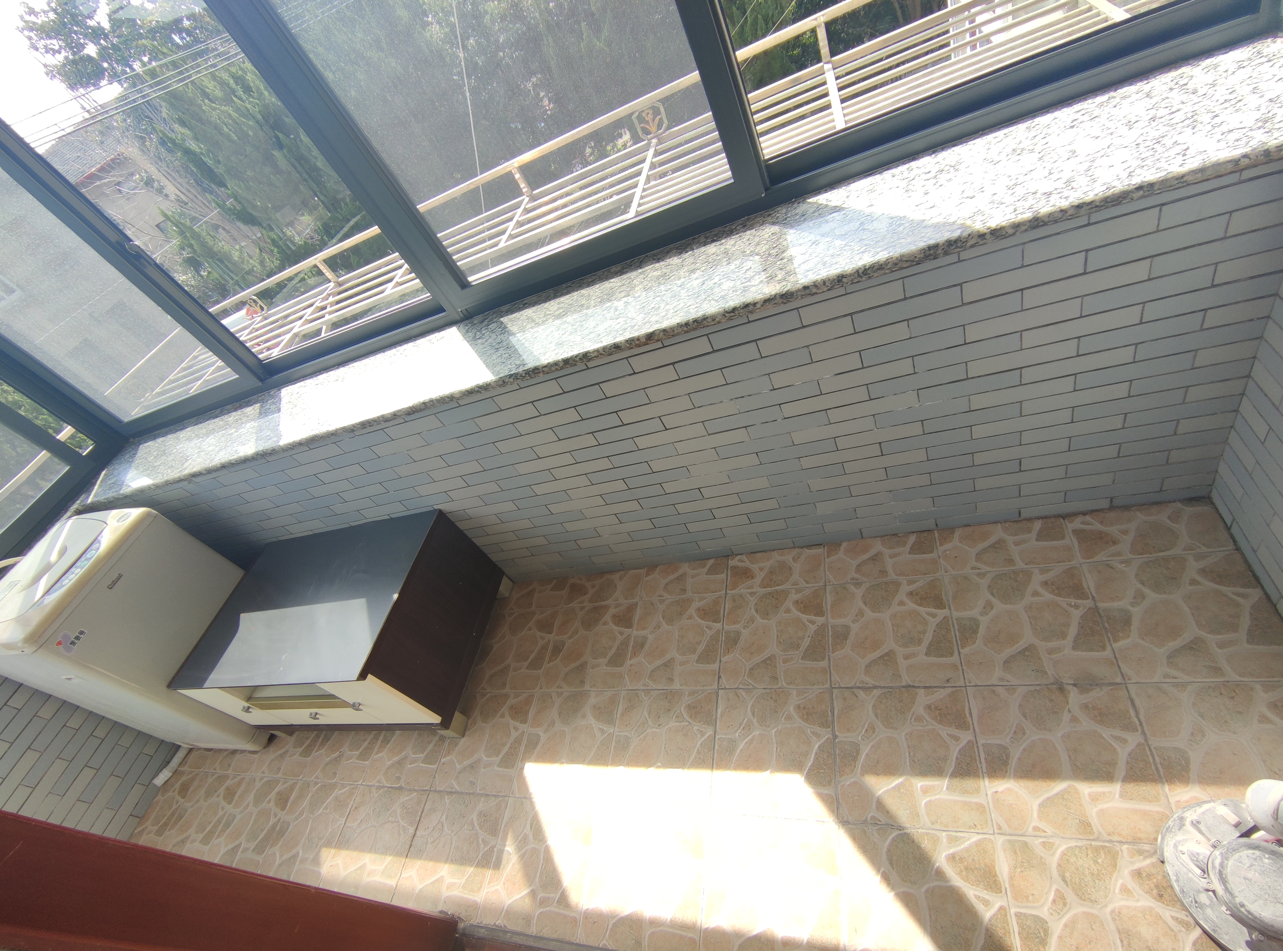 易家桥新村 2室1厅1卫 67m&sup2;