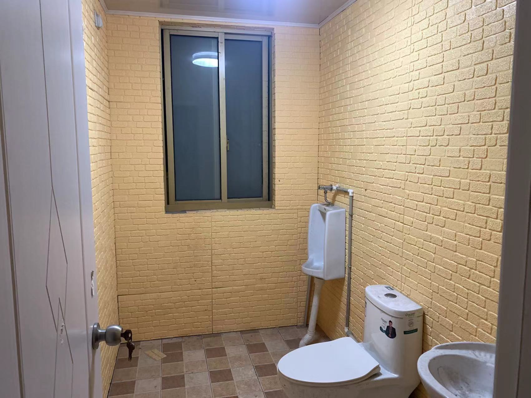 恒盛豪庭 4室2厅2卫 140.00m&sup2;
