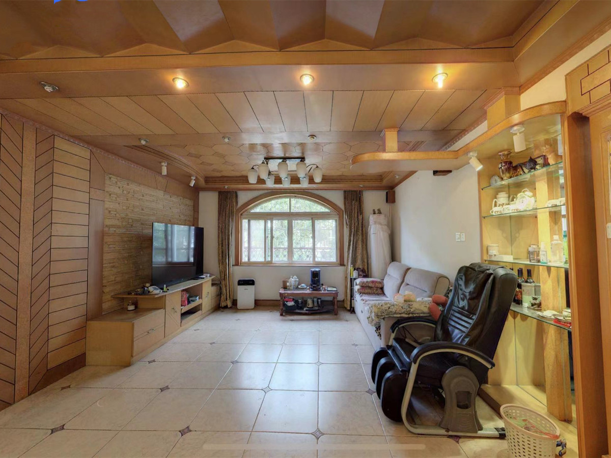 濠西园 3室2厅2卫 136.95m&sup2;