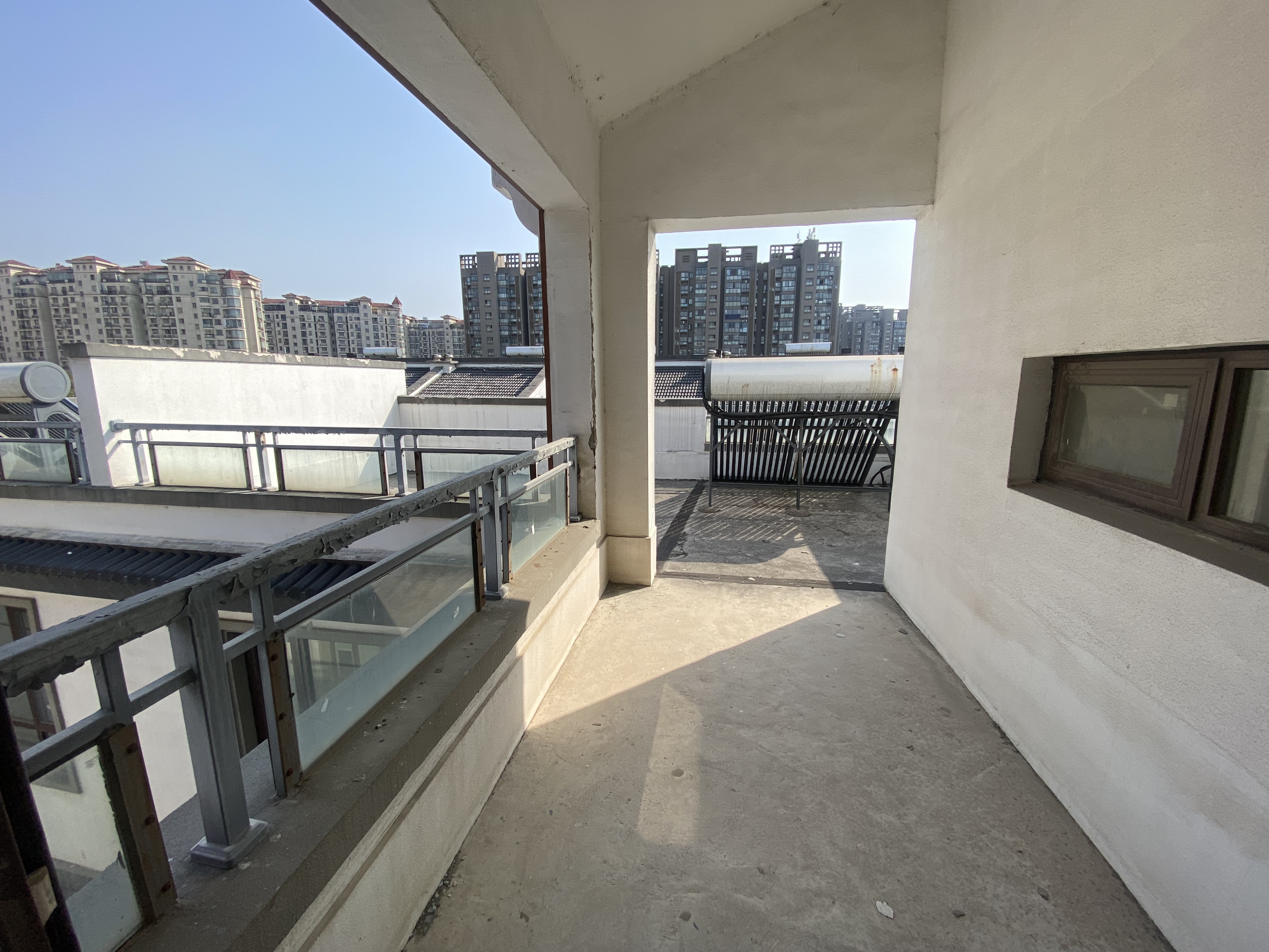 九间堂山居 5室3厅3卫 246.00m&sup2;