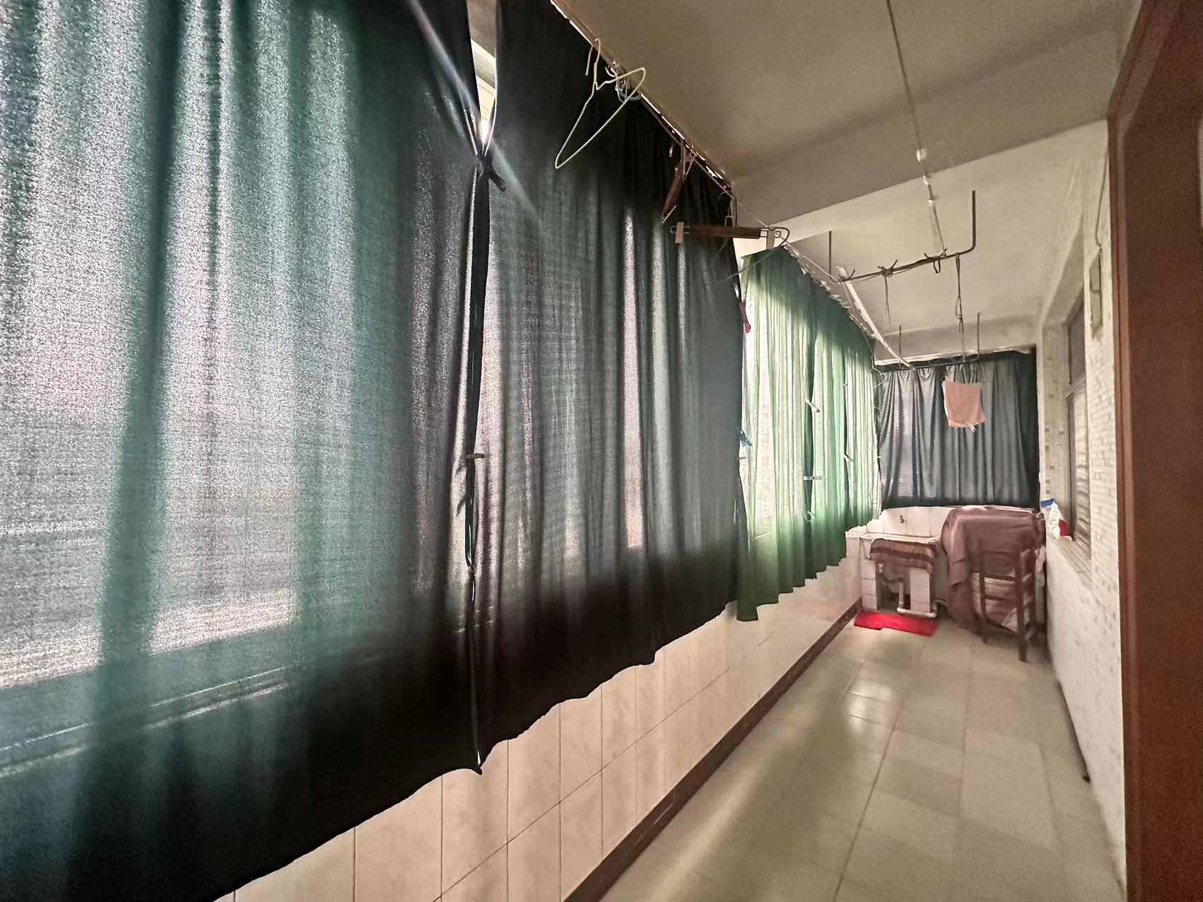 金和小区 3室2厅1卫 115m&sup2;