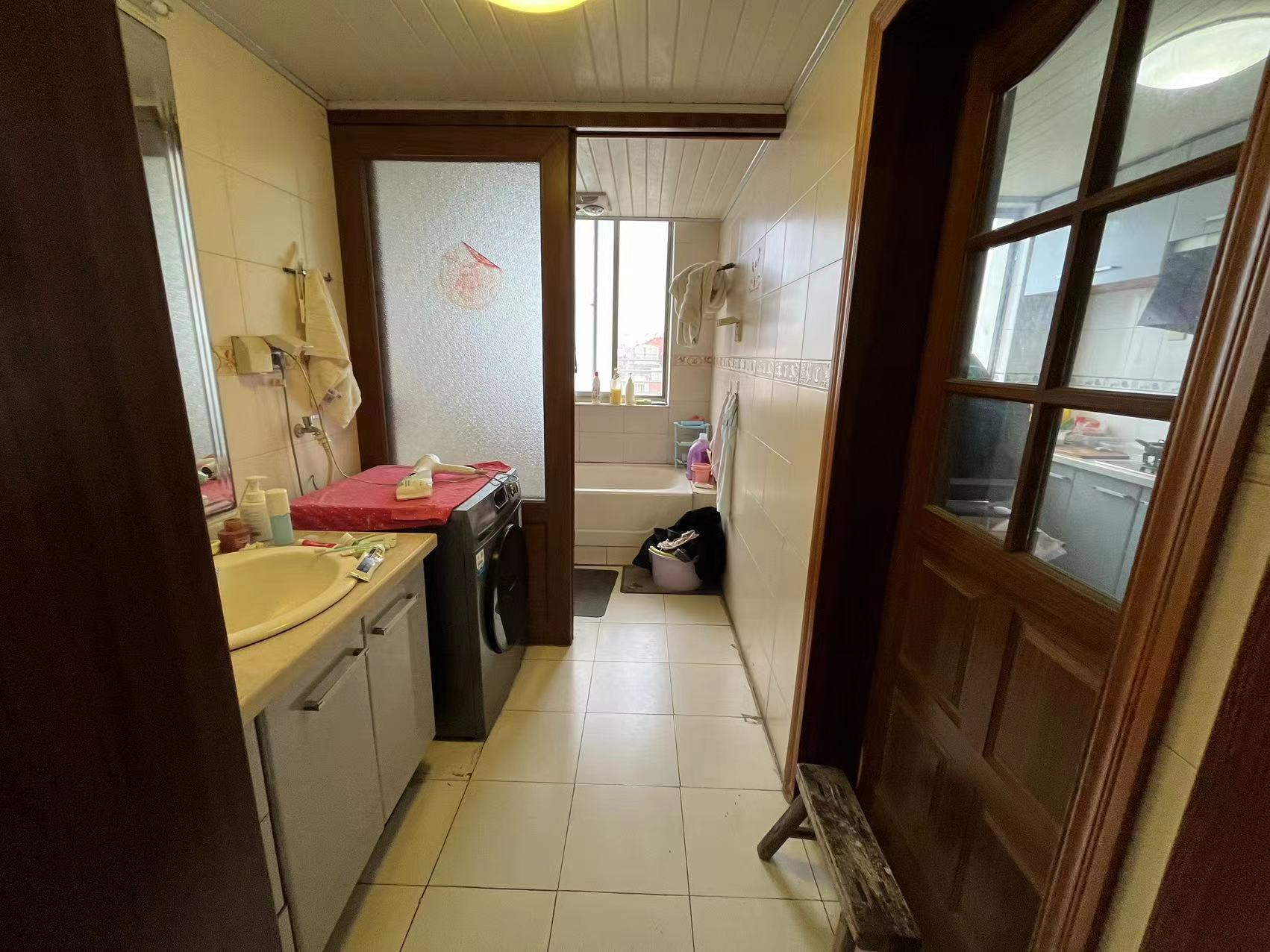 光明花苑(崇川区) 6室2厅2卫 216.00m&sup2;