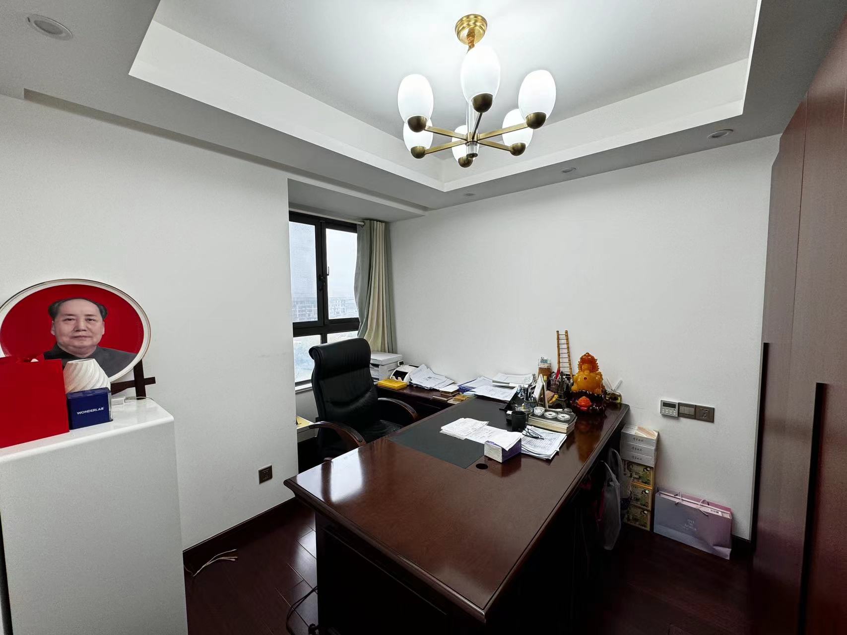 保利香槟国际 4室3厅3卫 148.30m&sup2;