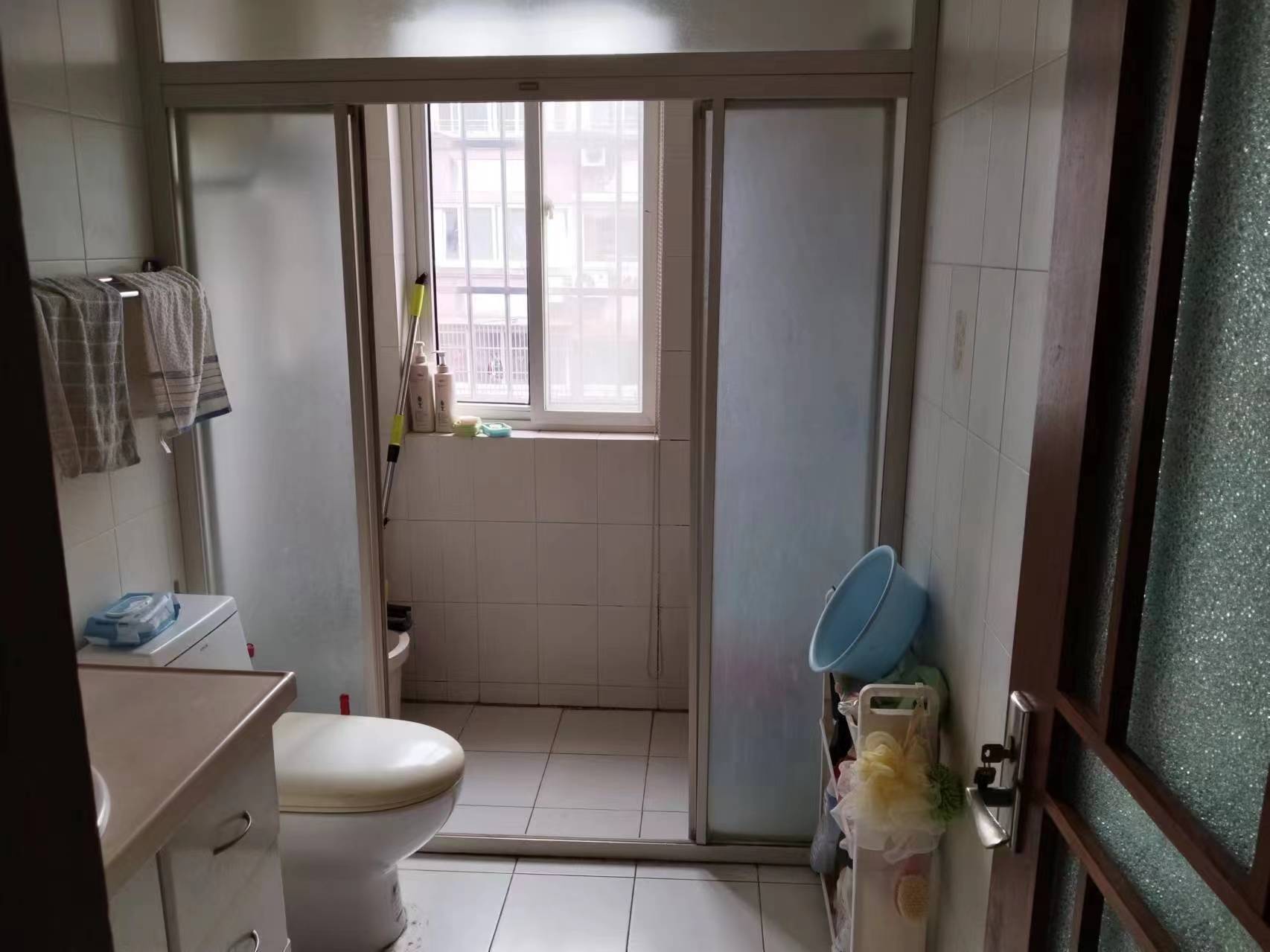 濠西园 3室2厅1卫 124m&sup2;