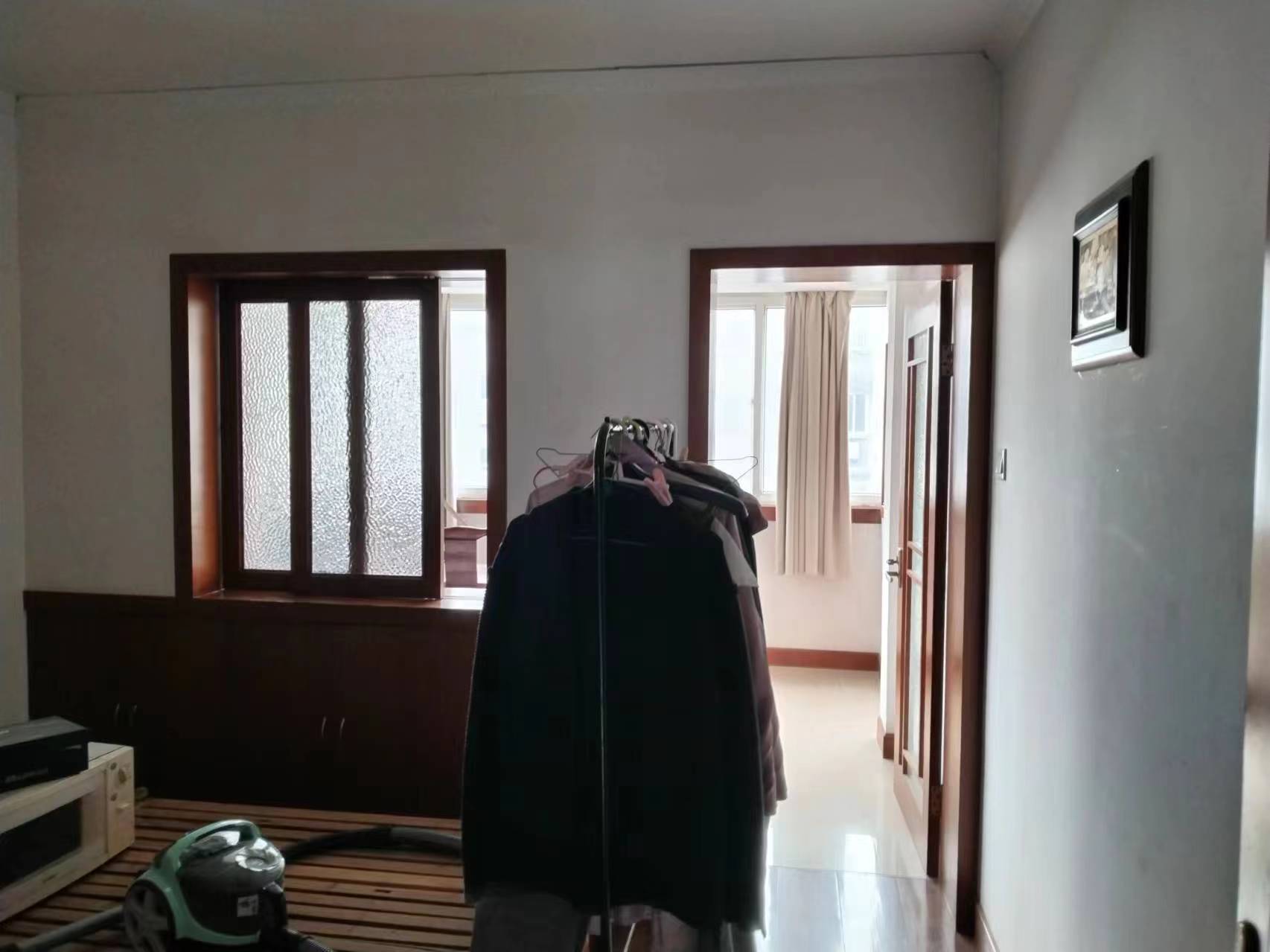 濠西园 3室2厅1卫 124m&sup2;