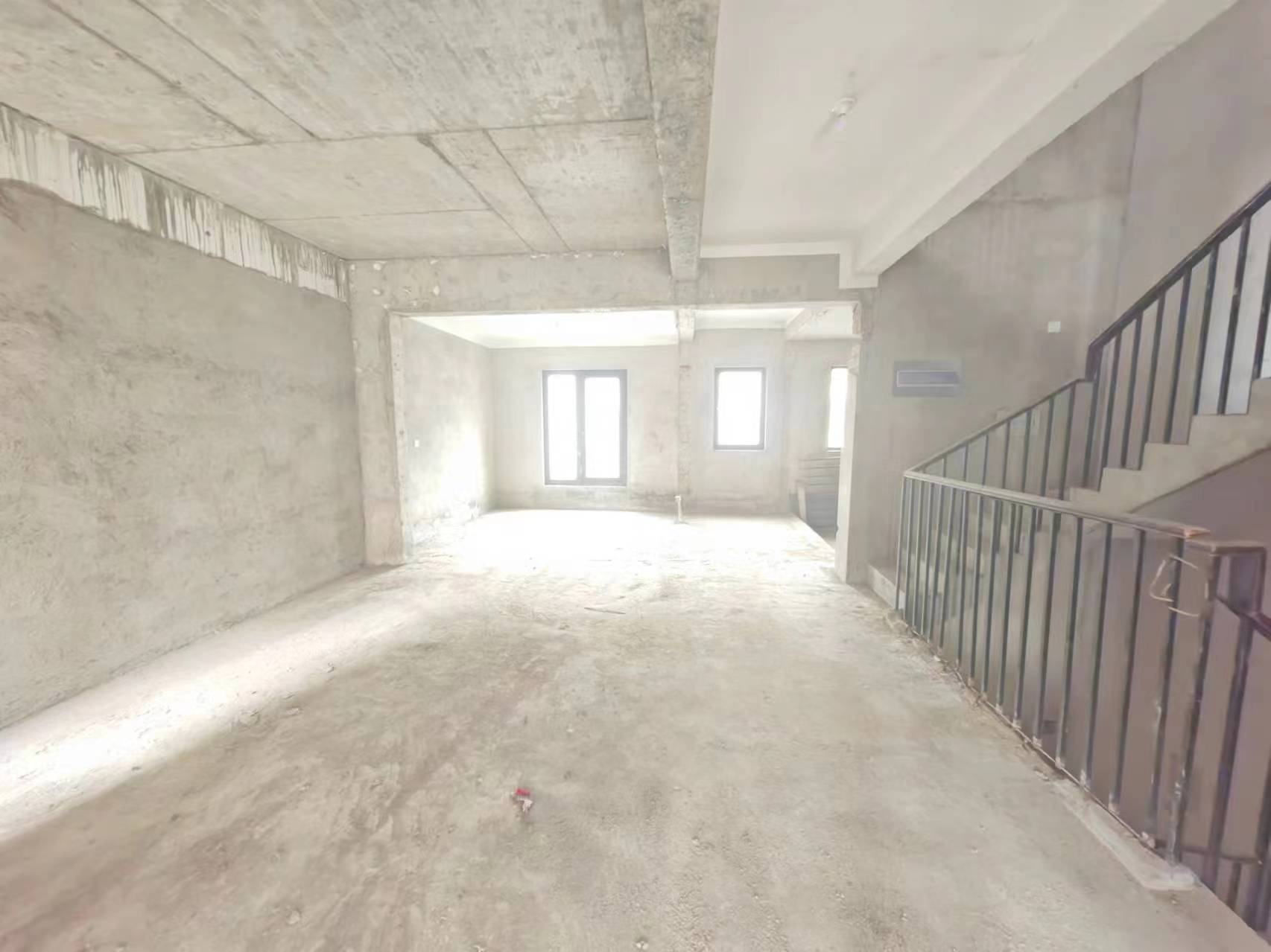中兴兰溪荟 4室2厅3卫 165.22m&sup2;