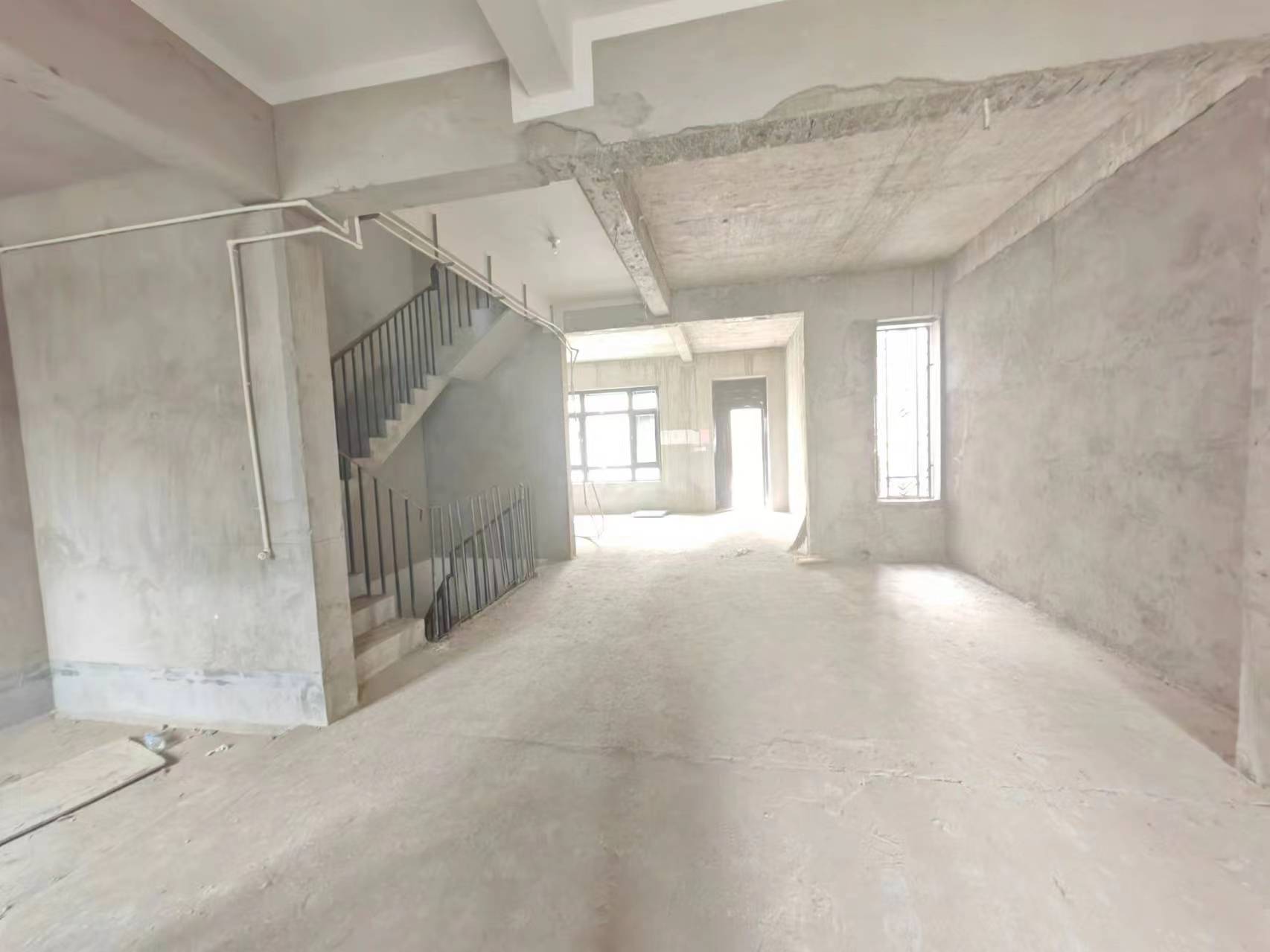 中兴兰溪荟 4室2厅3卫 165.22m&sup2;