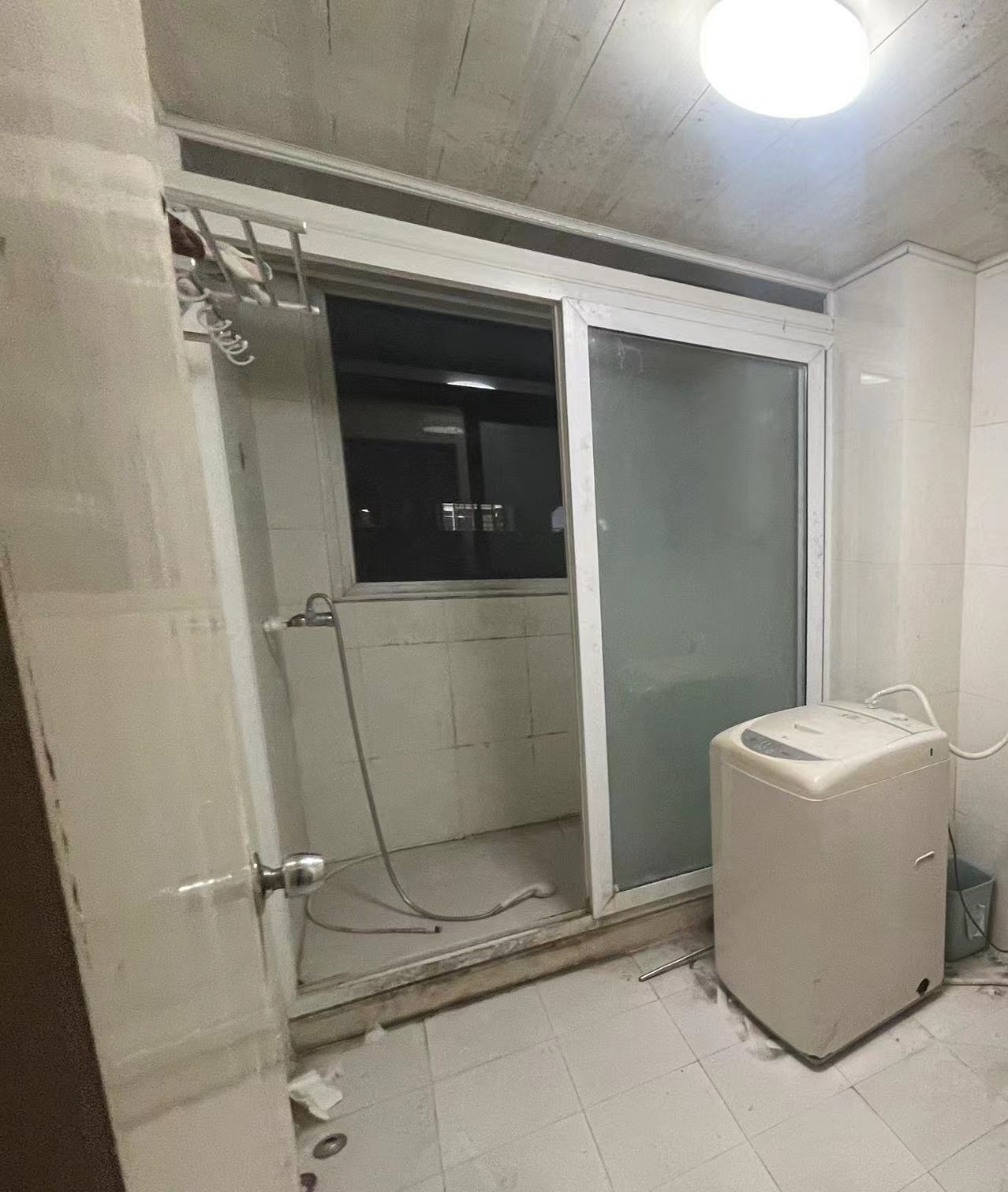 锦安花园一期 3室2厅2卫 144m&sup2;
