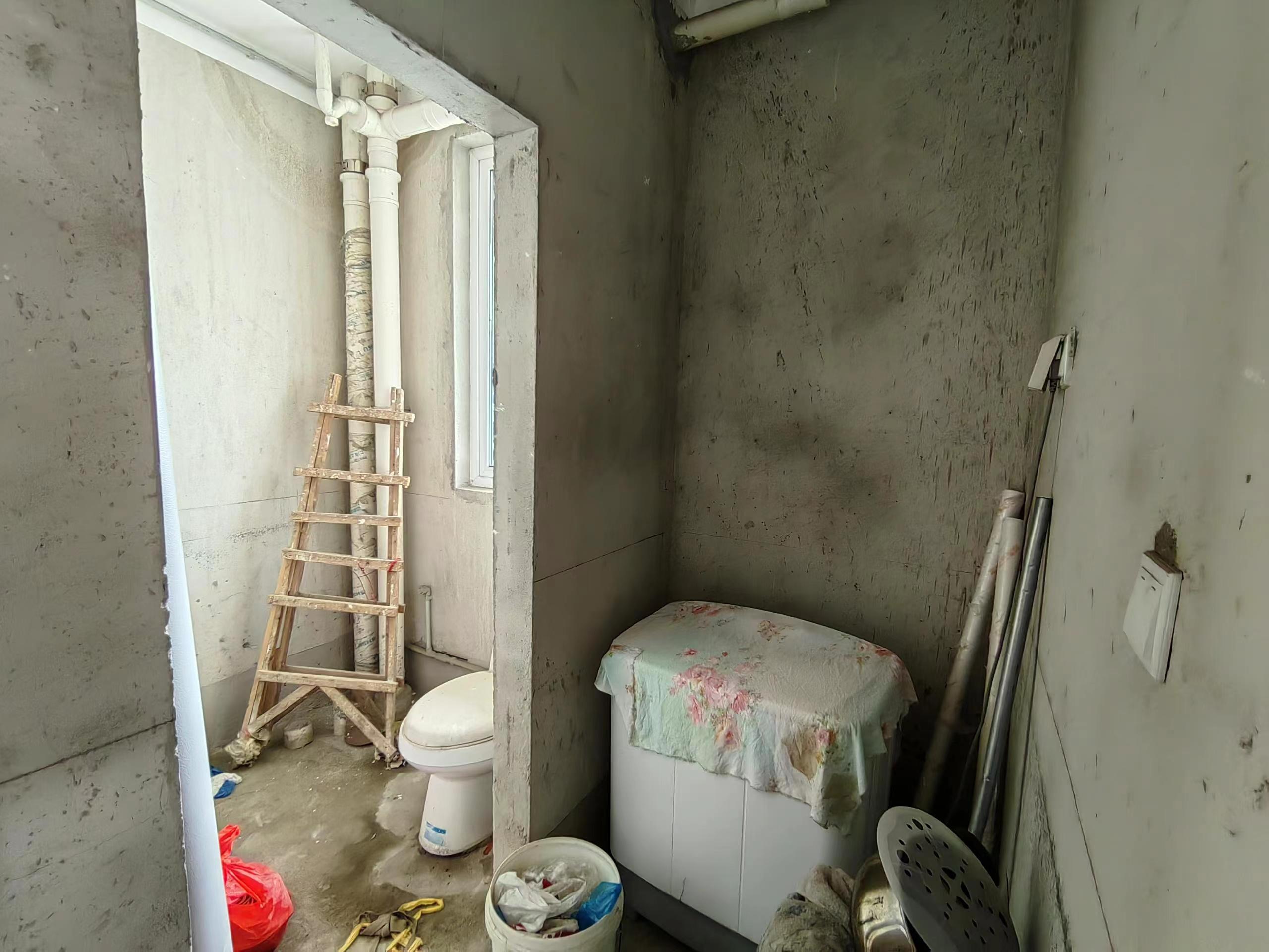 天熹苑 3室2厅1卫 101m&sup2;