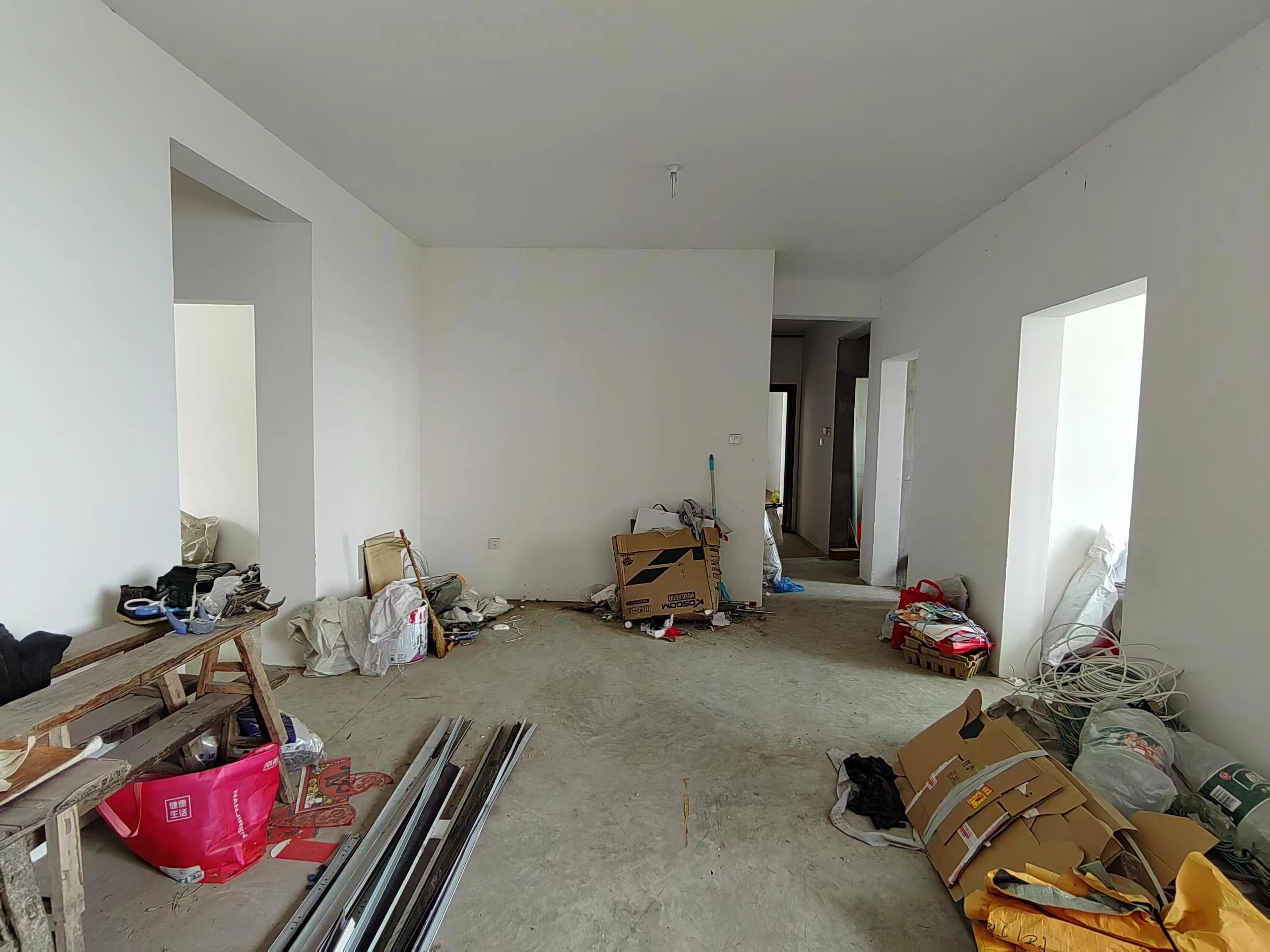 天熹苑 3室2厅1卫 101m&sup2;