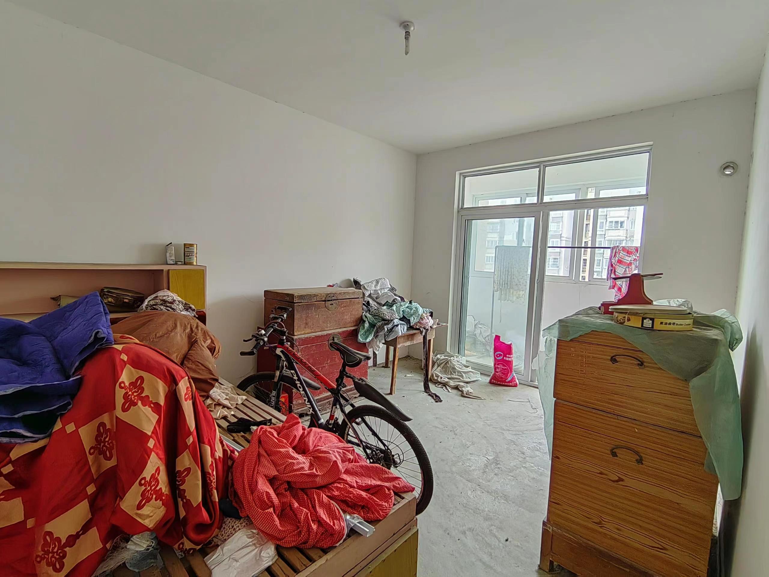 天熹苑 3室2厅1卫 101m&sup2;