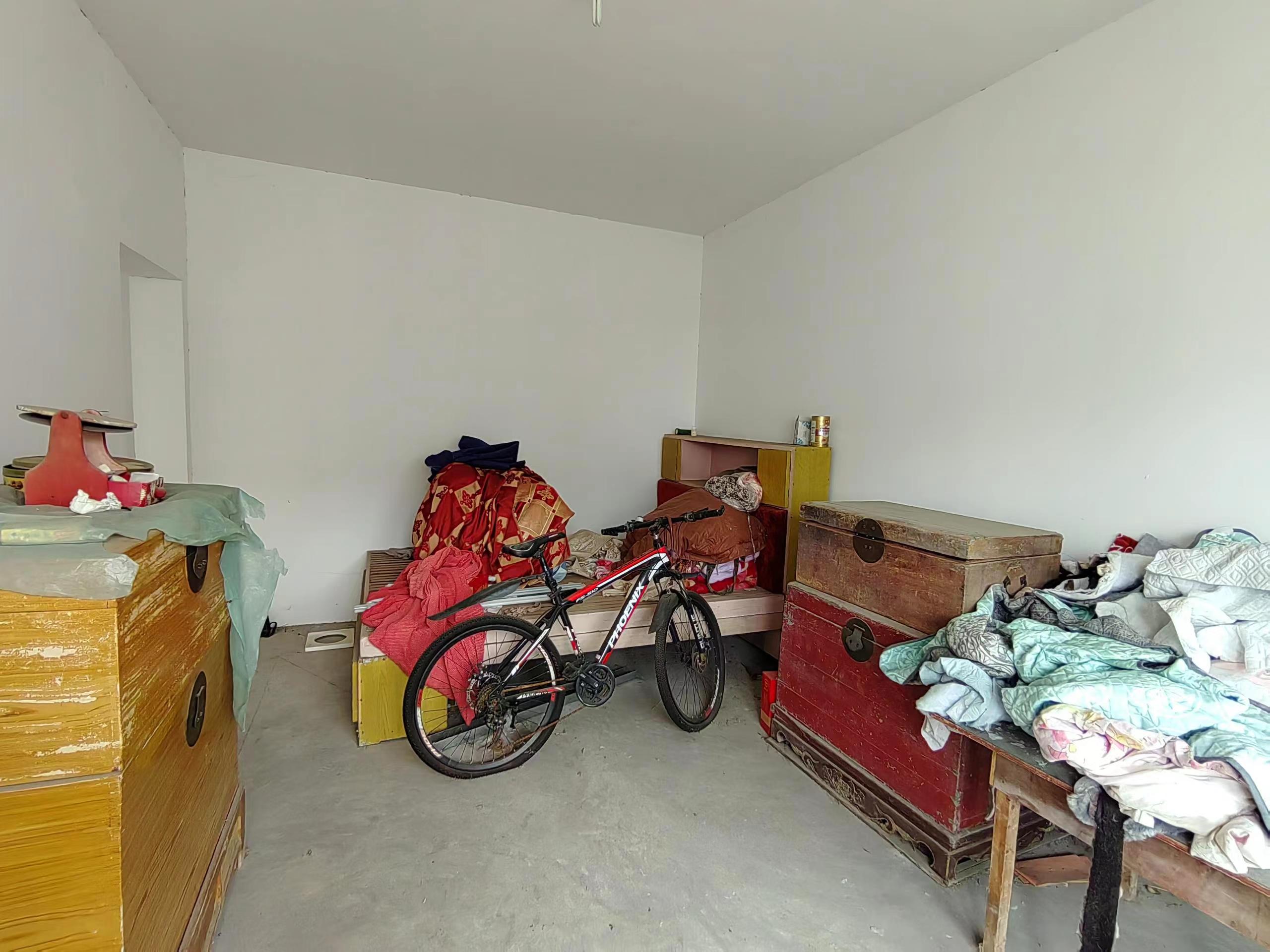 天熹苑 3室2厅1卫 101m&sup2;