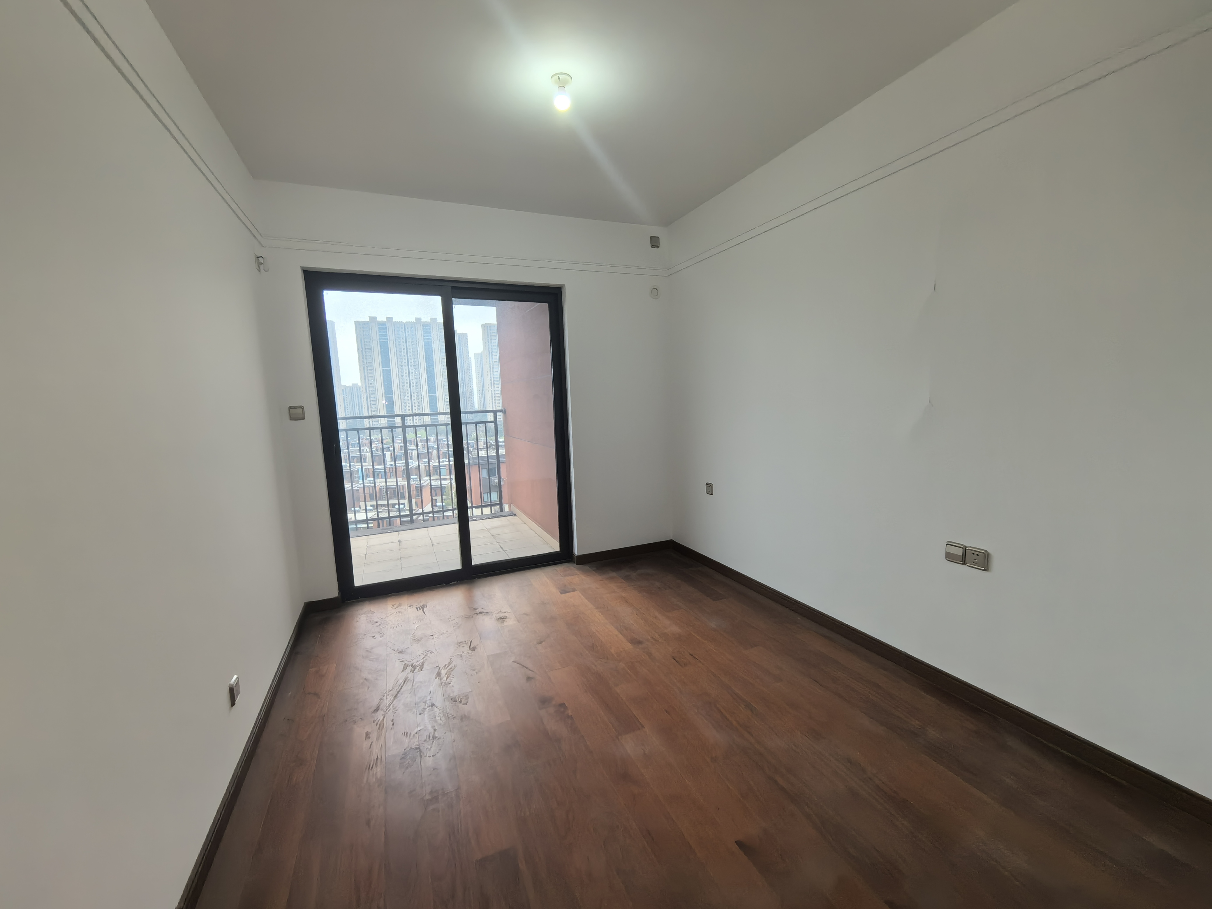 万科白鹭郡 4室2厅2卫 156.11m&sup2;