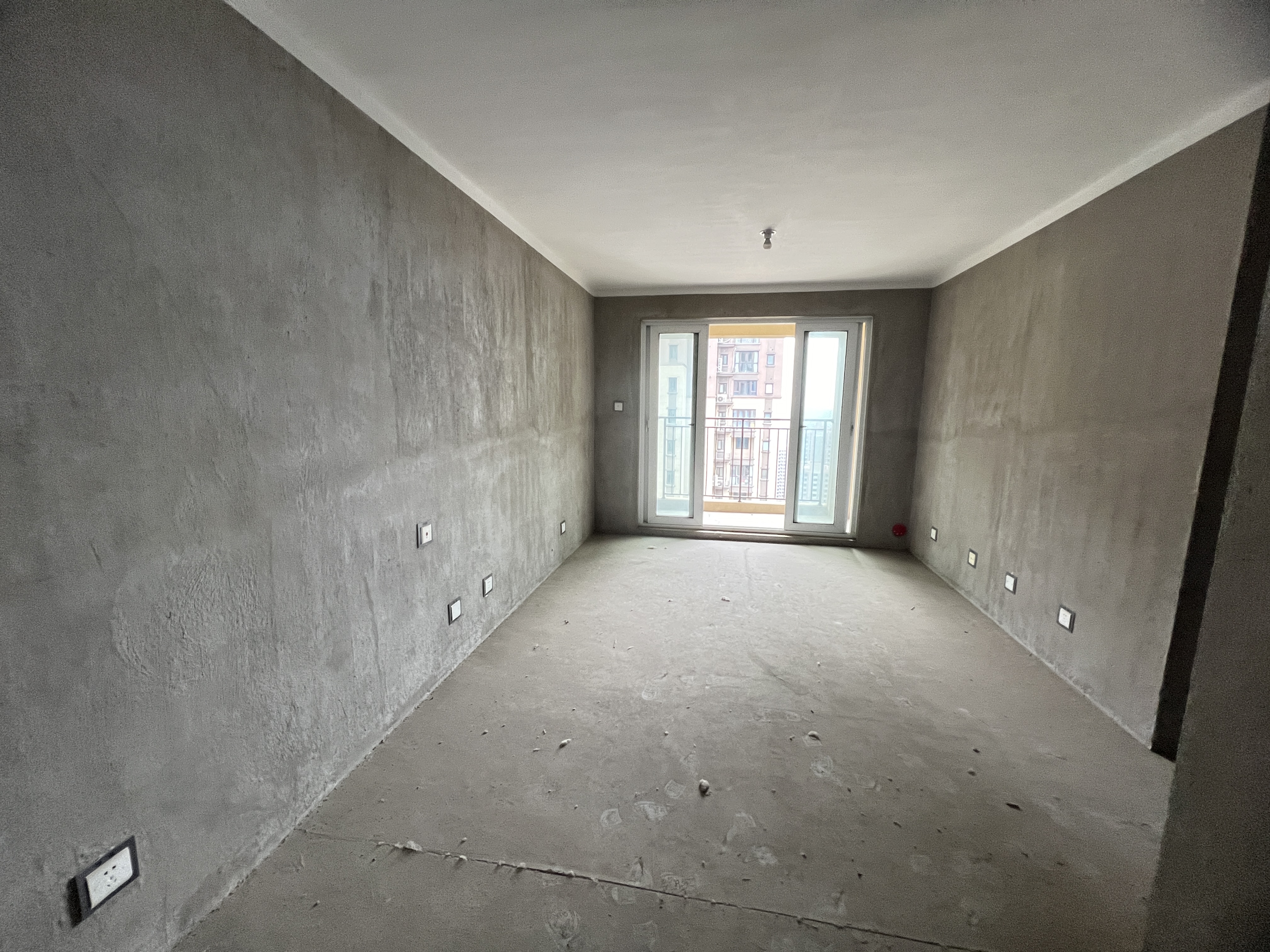 景瑞御府 3室2厅1卫 93m²