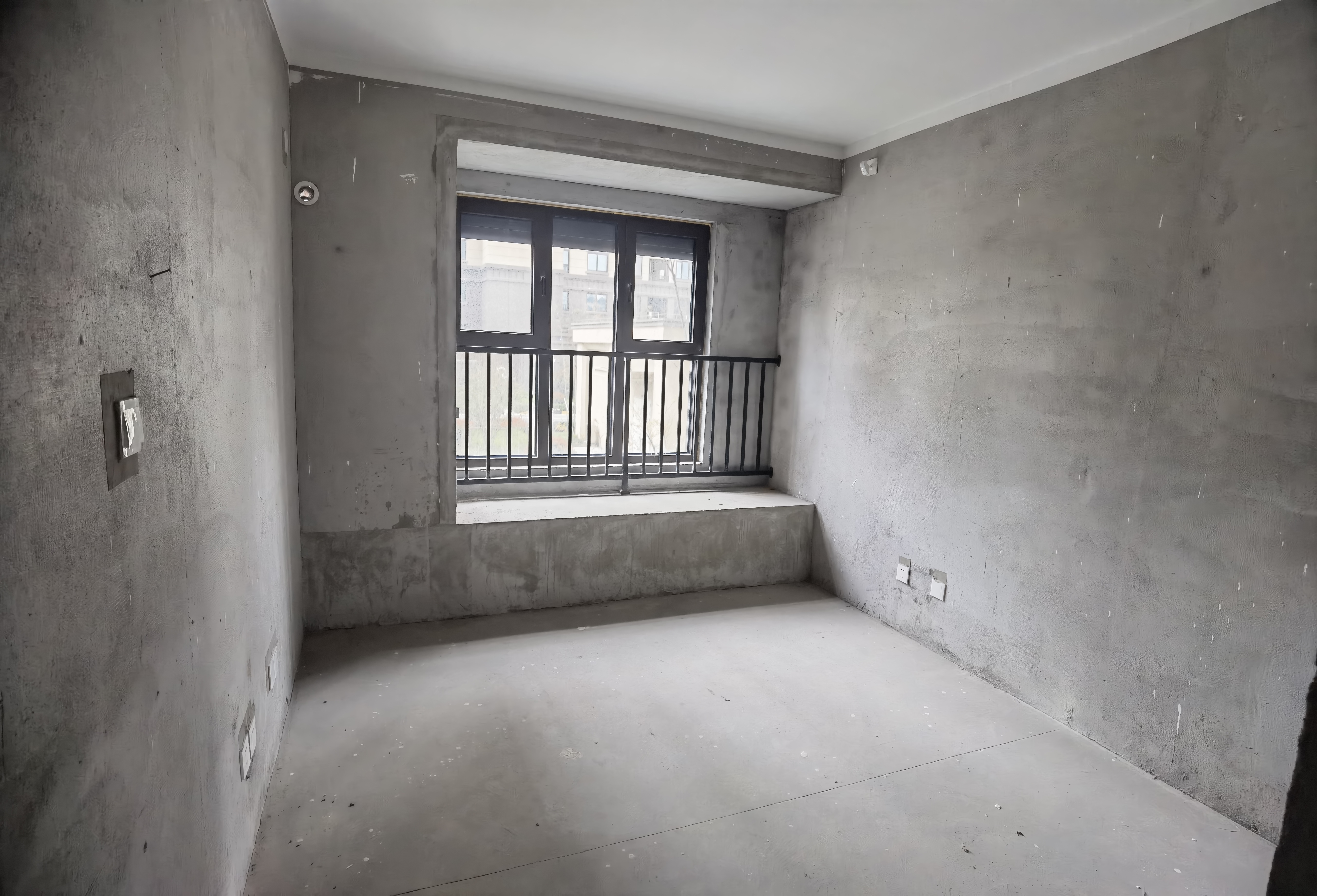观澜台 3室2厅1卫 102m&sup2;