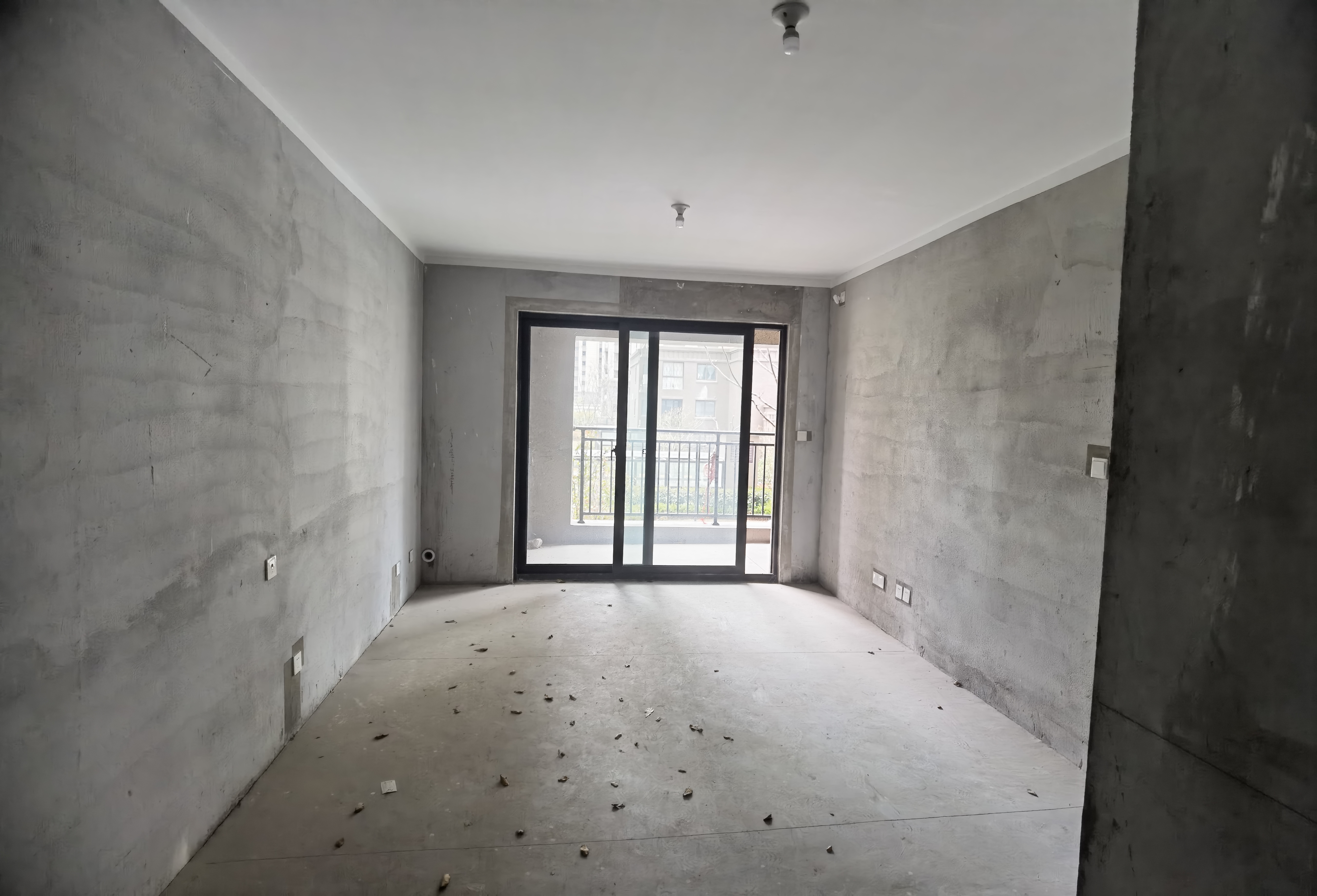 观澜台 3室2厅1卫 102m&sup2;