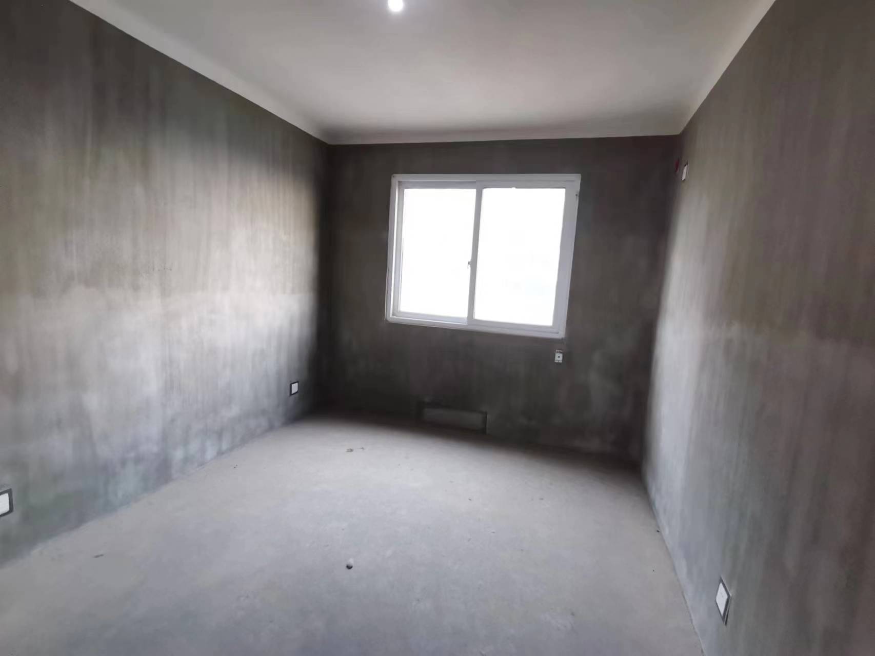 景瑞御府 3室2厅1卫 93m²