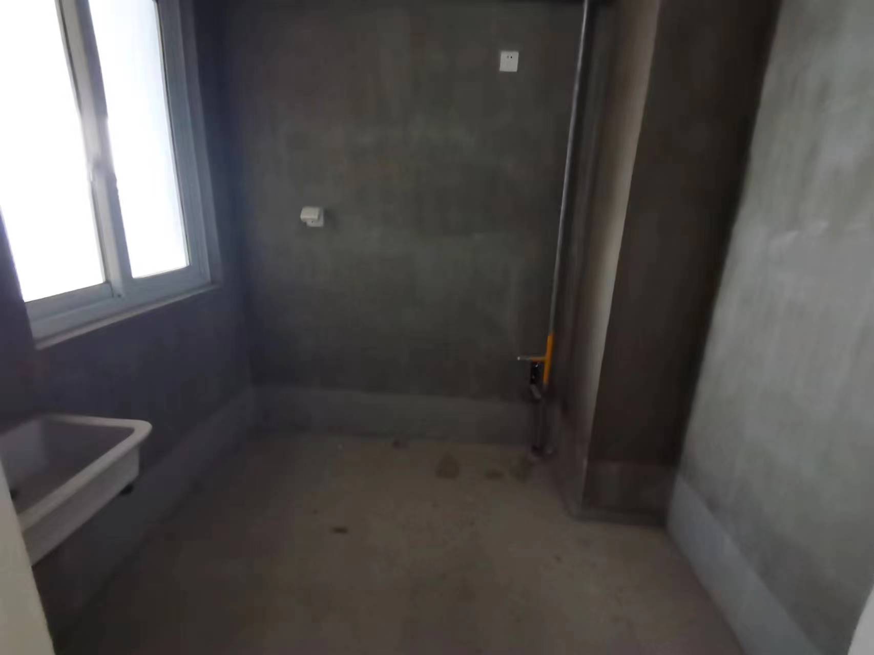 景瑞御府 3室2厅1卫 93m²
