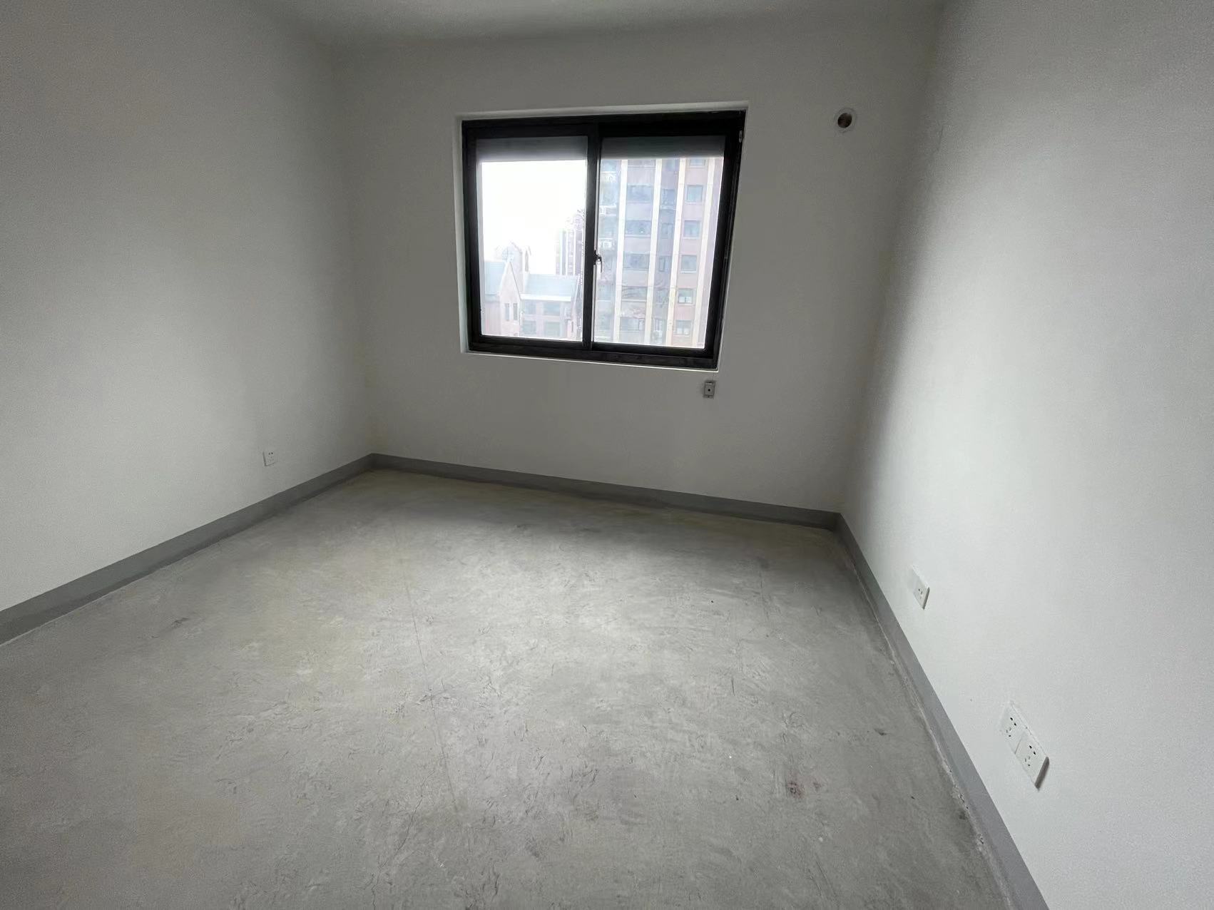 红星嘉苑 3室2厅2卫 132m&sup2;
