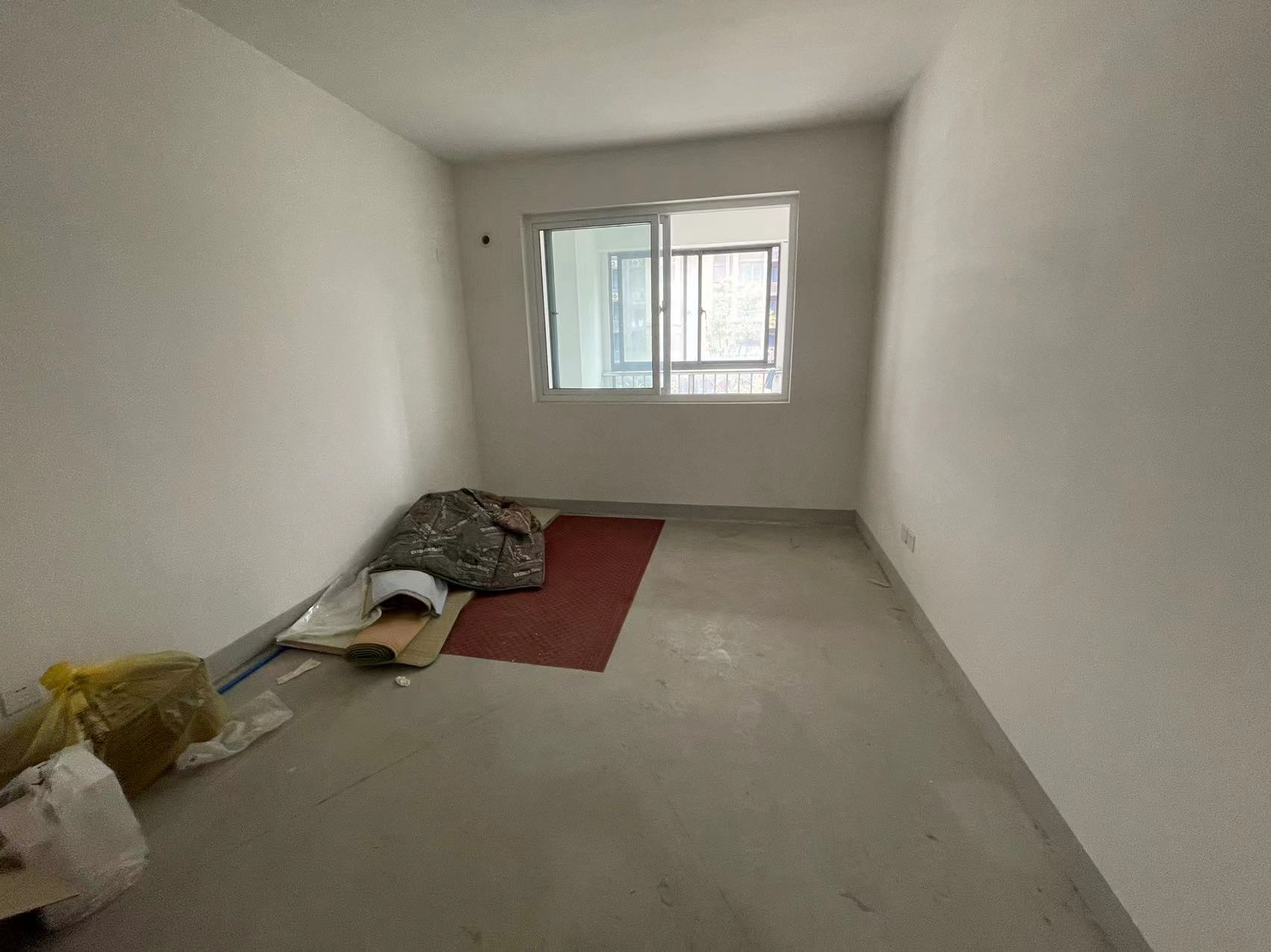 红星嘉苑 3室2厅2卫 132m&sup2;