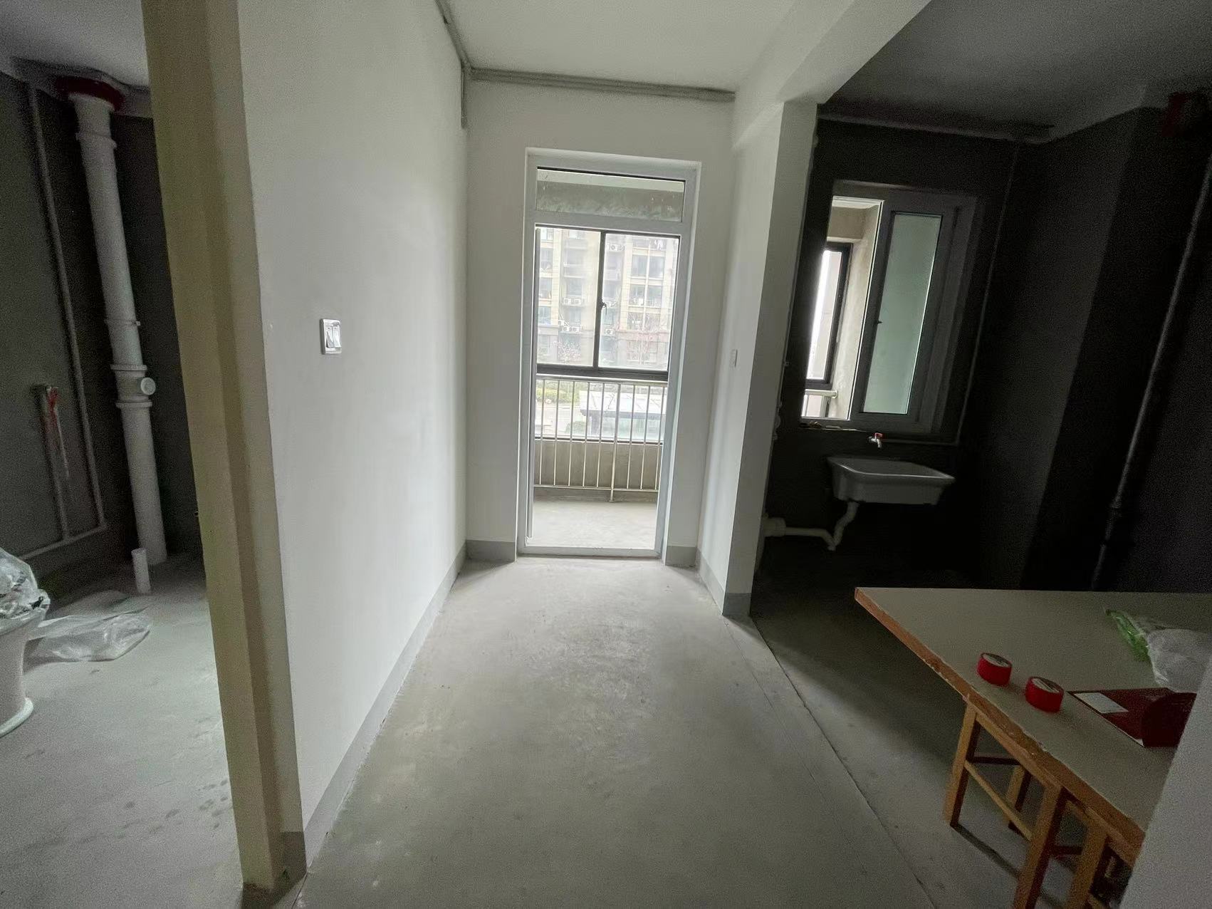 红星嘉苑 3室2厅2卫 132m&sup2;