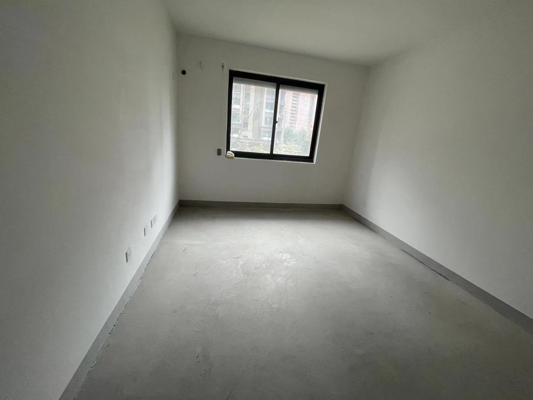 红星嘉苑 3室2厅2卫 132m&sup2;