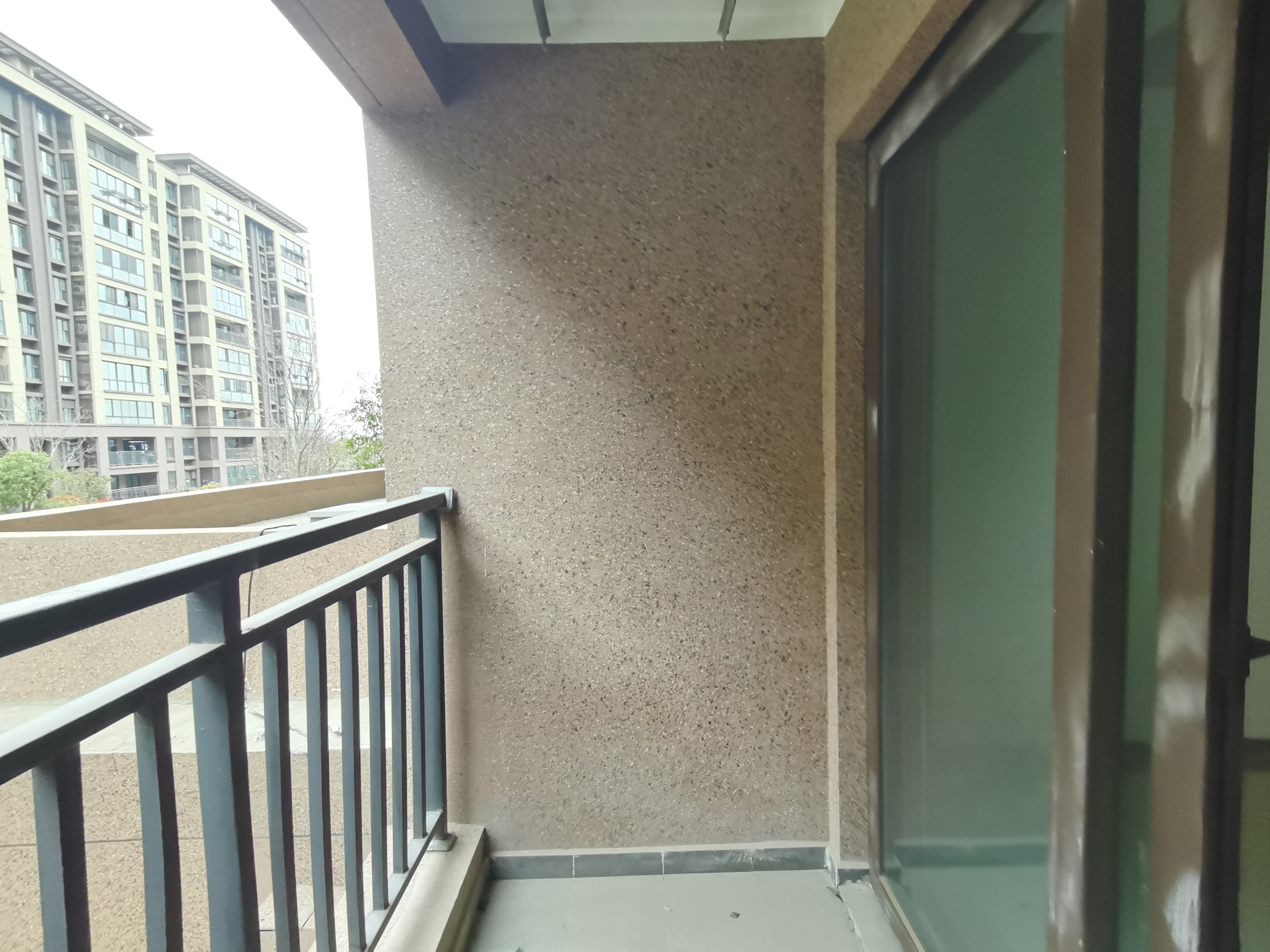 富力院士廷 4室2厅2卫 156m&sup2;