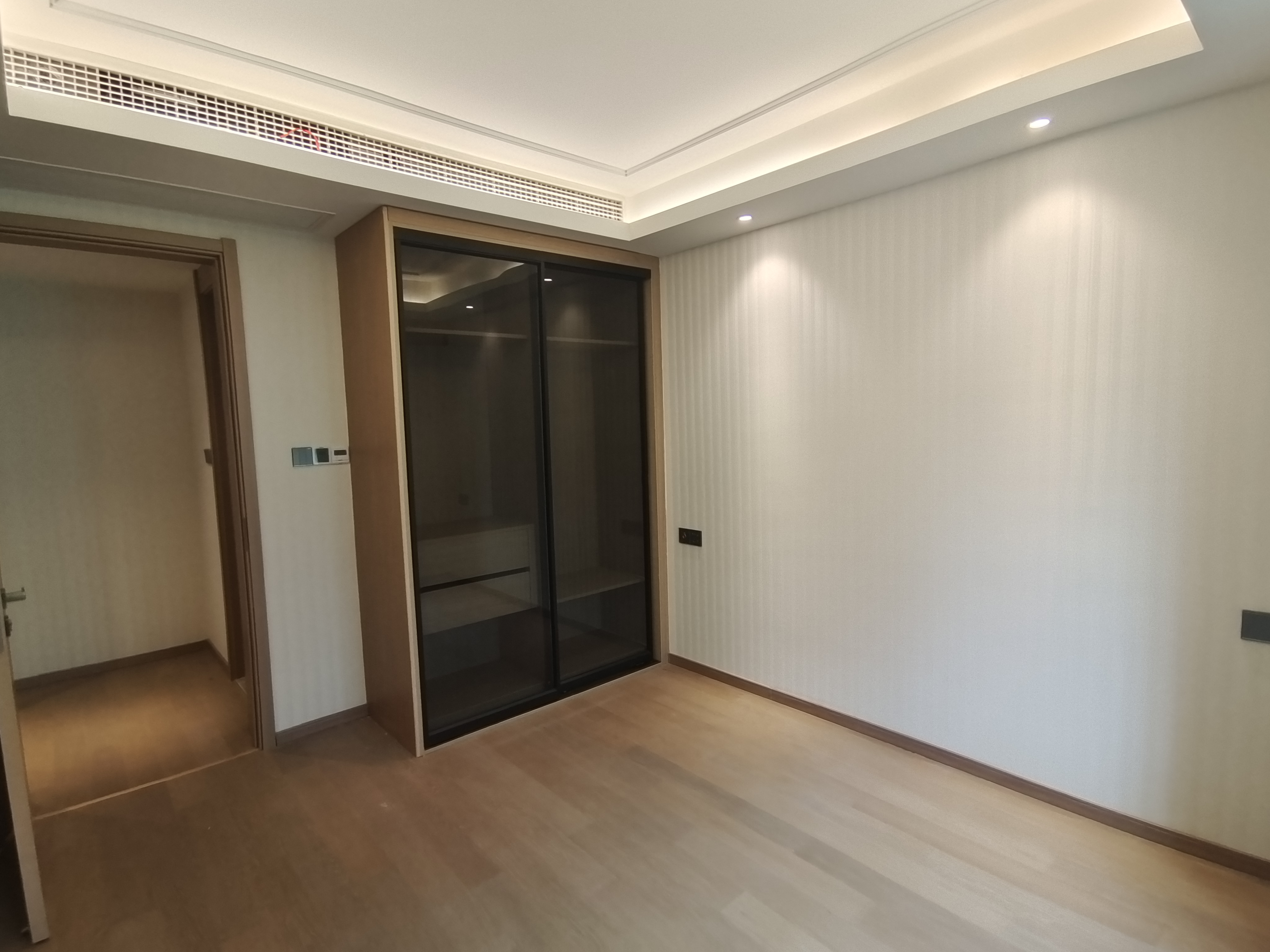 龙湖天宸源著 3室1厅1卫 100m&sup2;