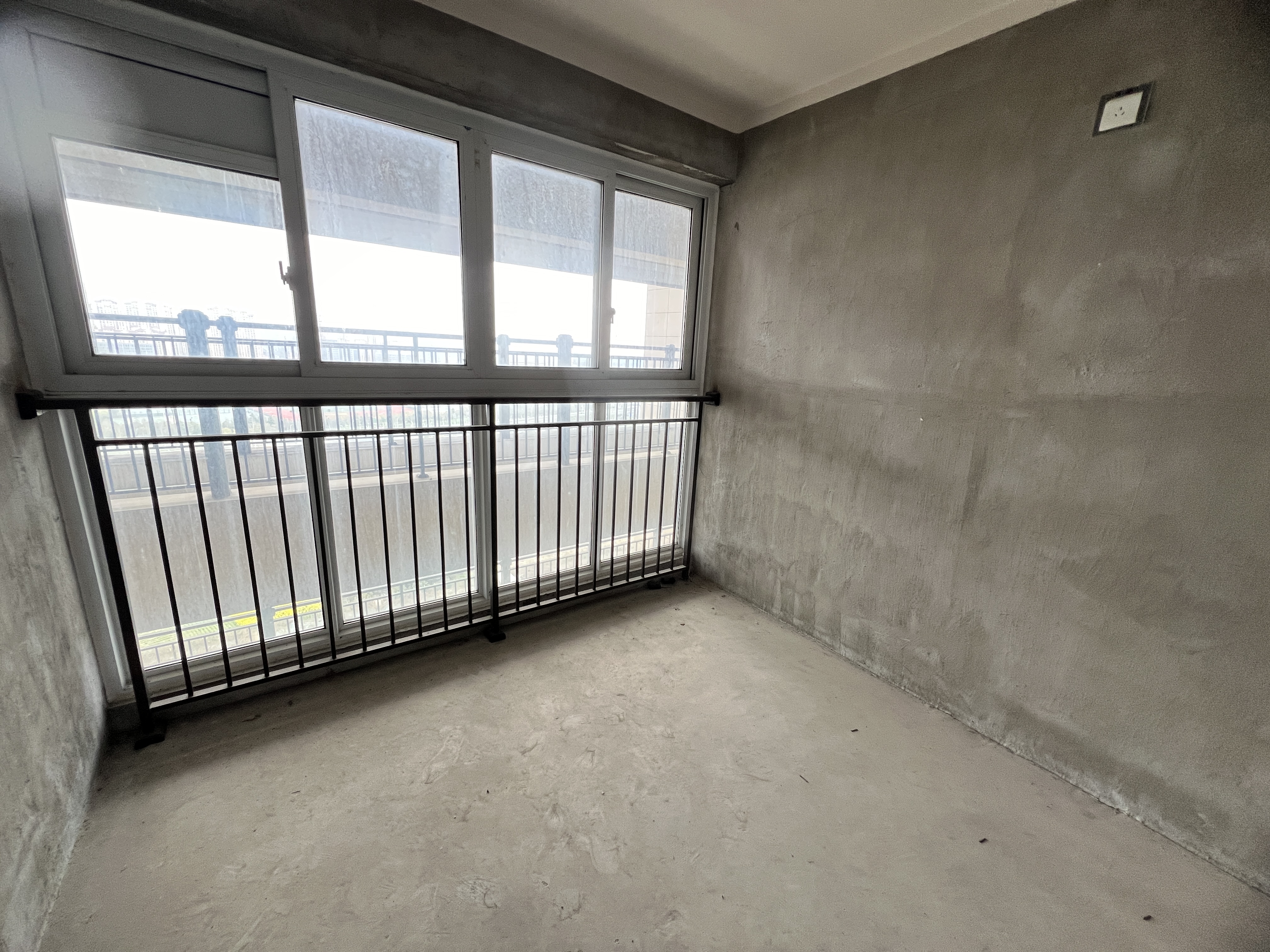 景瑞御府 3室2厅1卫 92m&sup2;