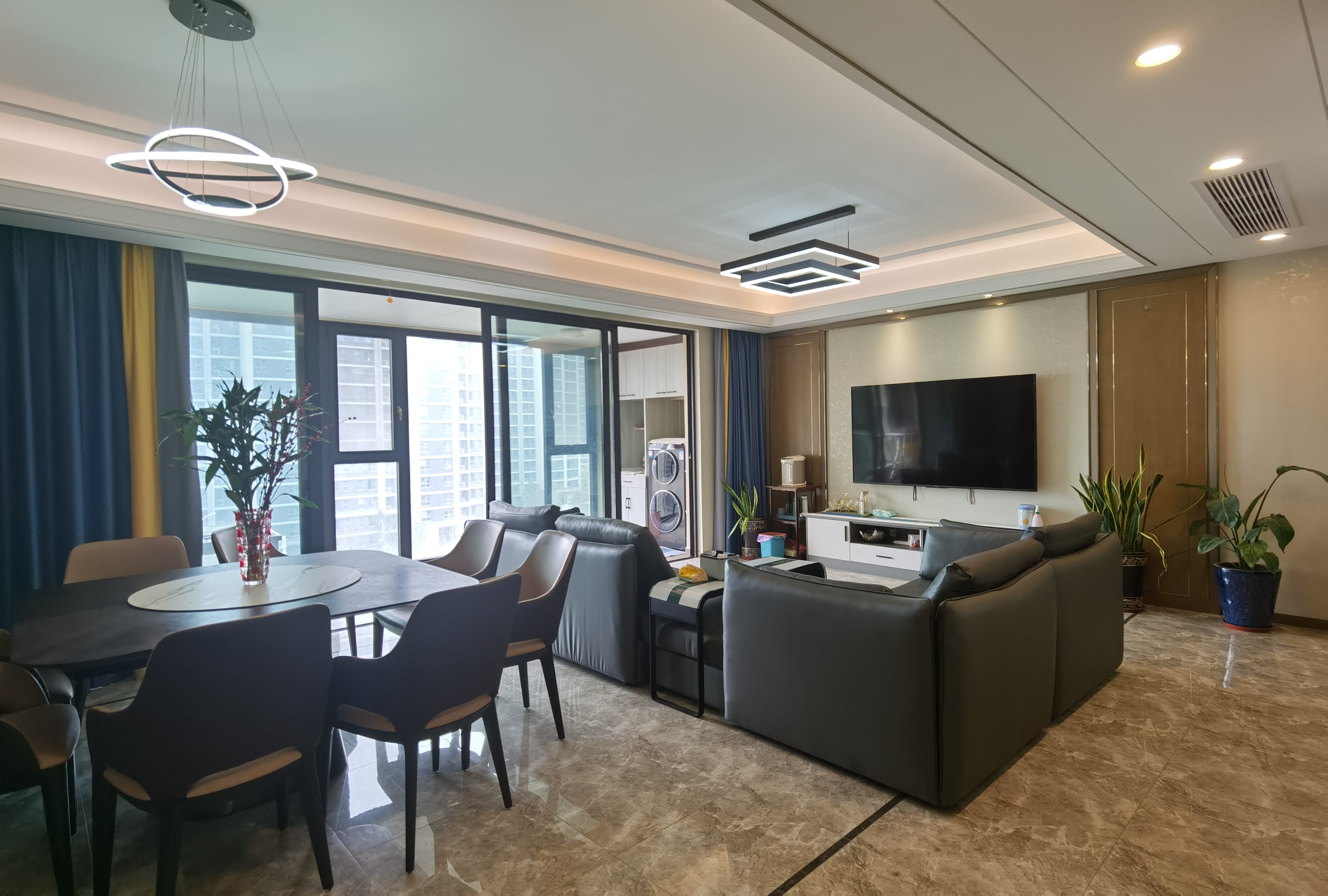 绿城沁园 4室2厅2卫 178m²