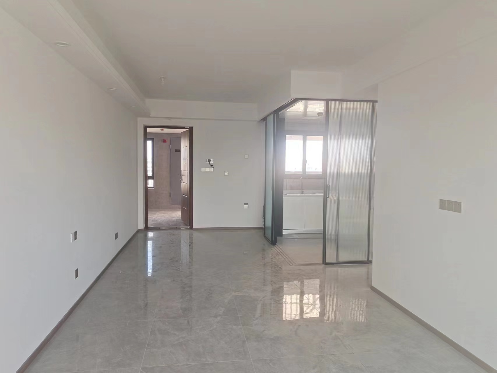 华禧铭苑 3室2厅2卫 102.00m&sup2;