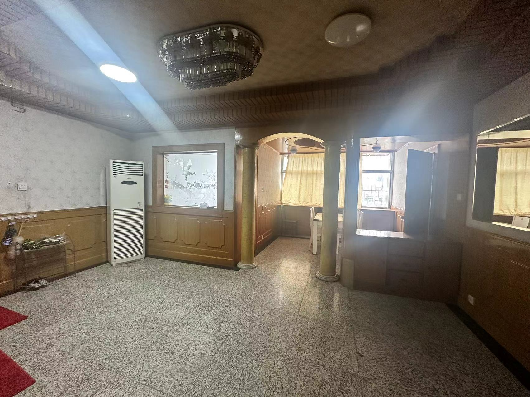 金和小区 3室2厅1卫 115m&sup2;