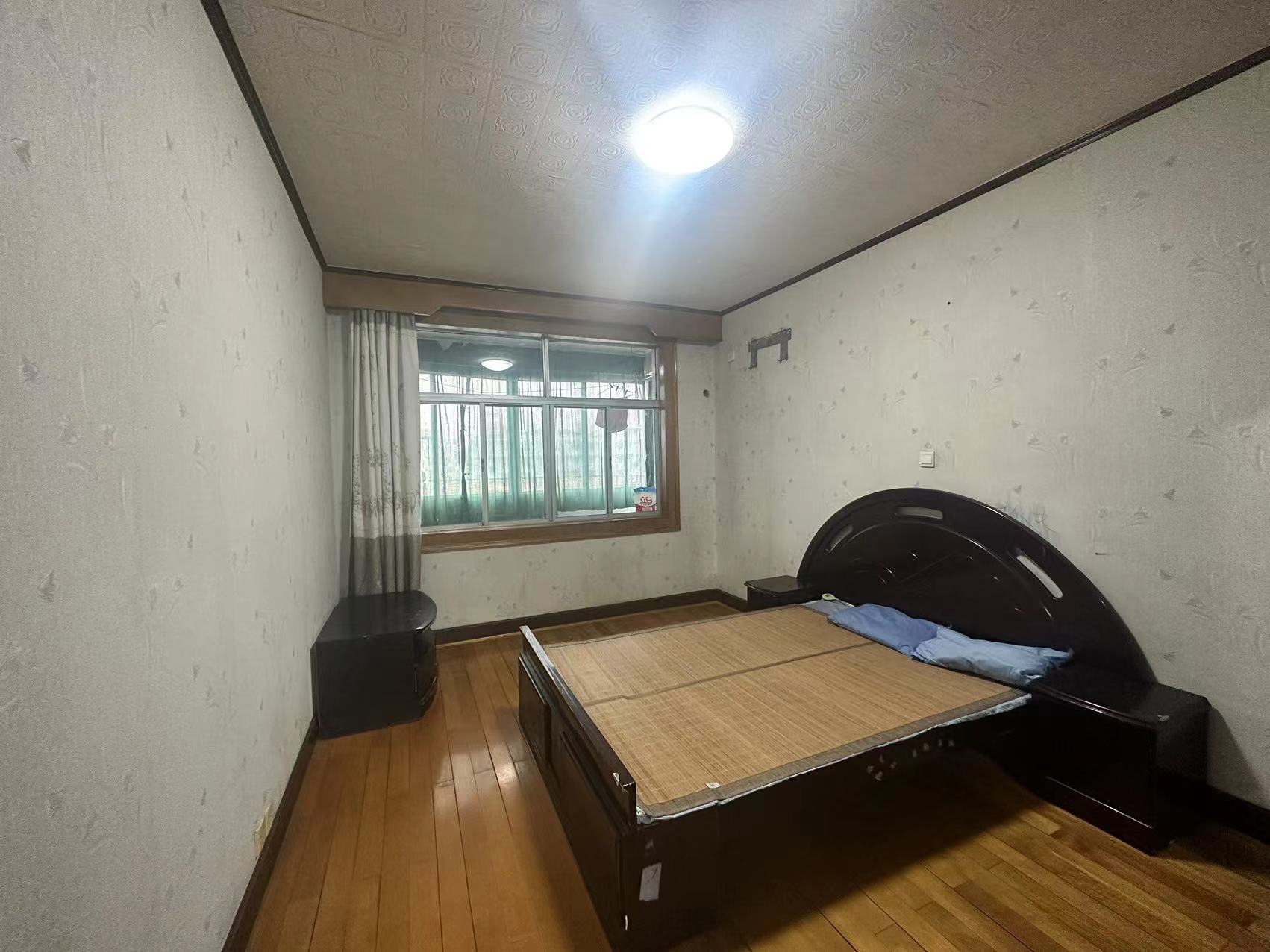金和小区 3室2厅1卫 115m&sup2;
