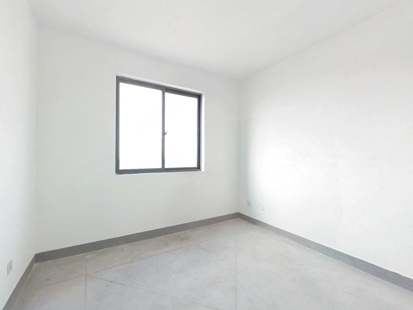 江景国际家园北区 4室2厅2卫 145.00m&sup2;