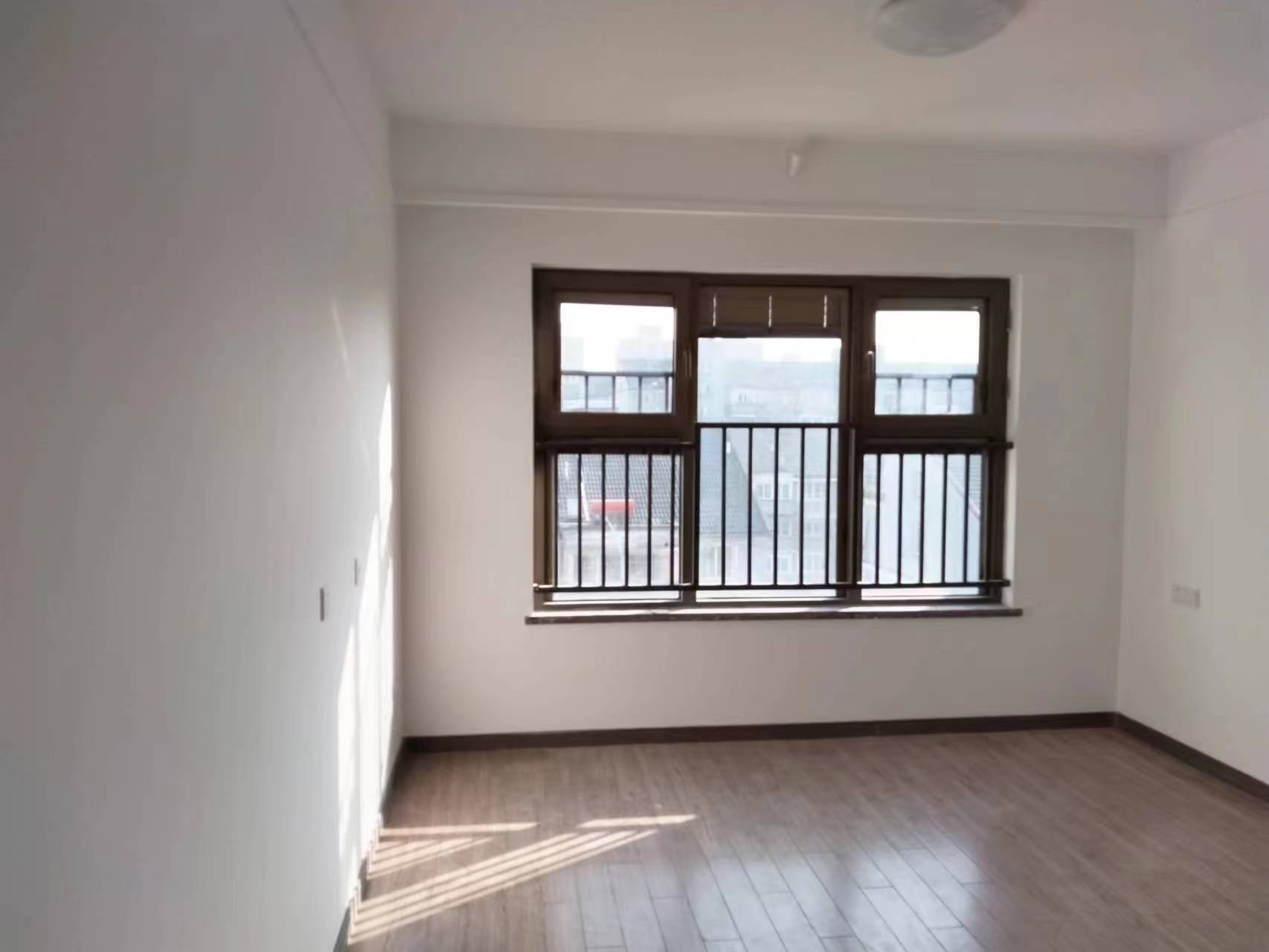 雅居乐鑫基中央公馆西区 3室2厅2卫 134m&sup2;