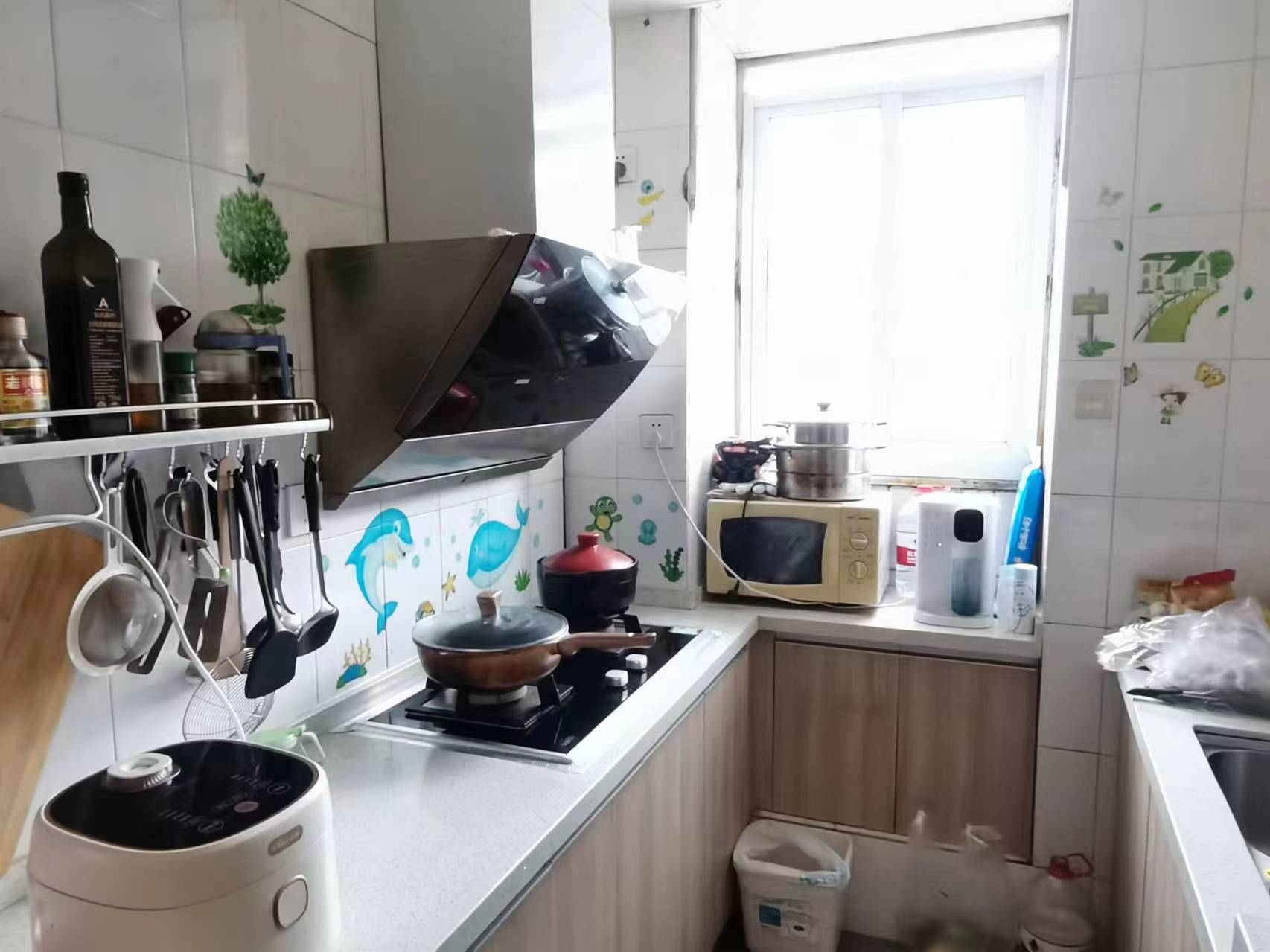 虹桥东村 2室1厅1卫 65m&sup2;