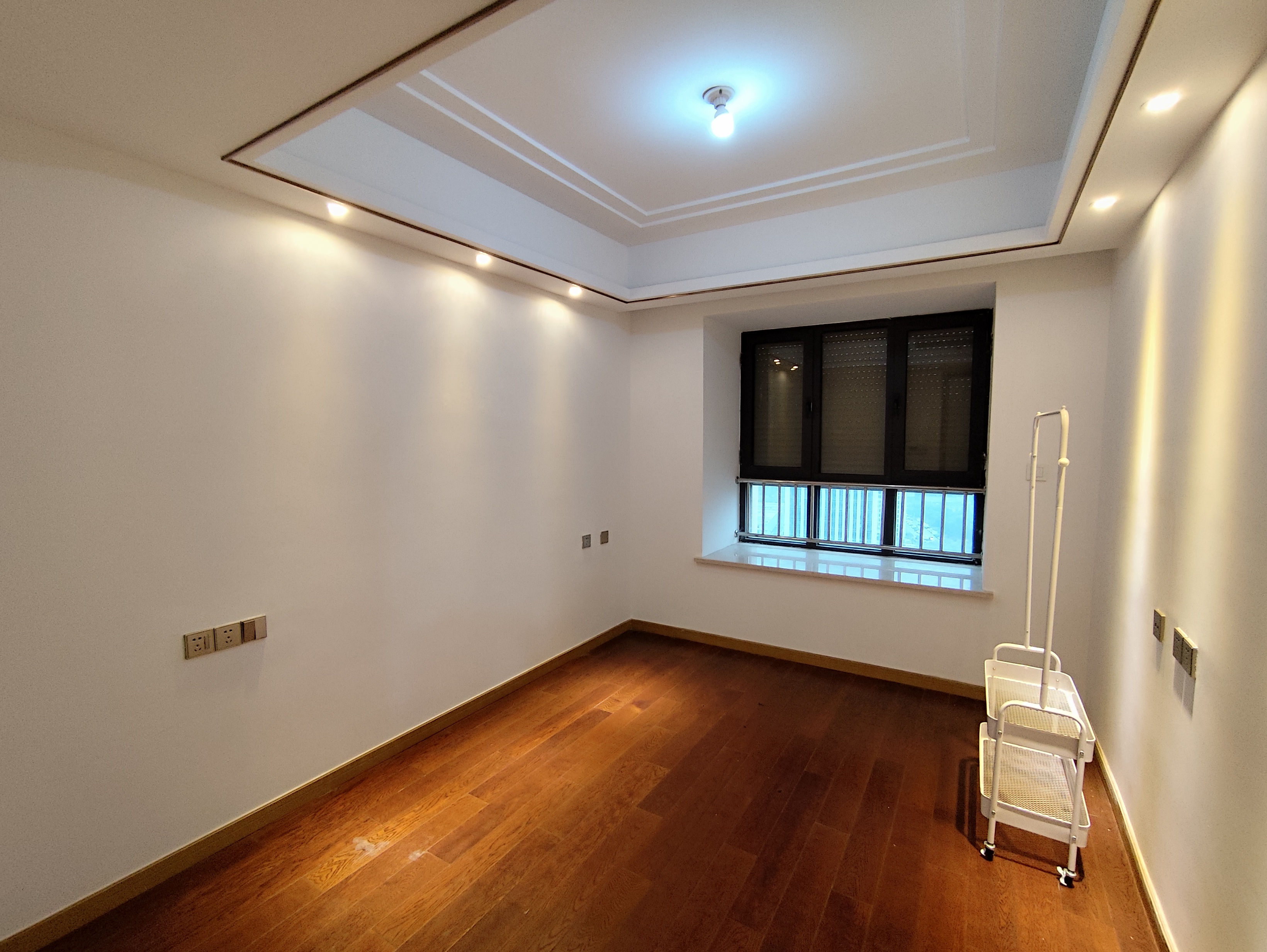 中南世纪花城三期 3室2厅1卫 99.79m&sup2;