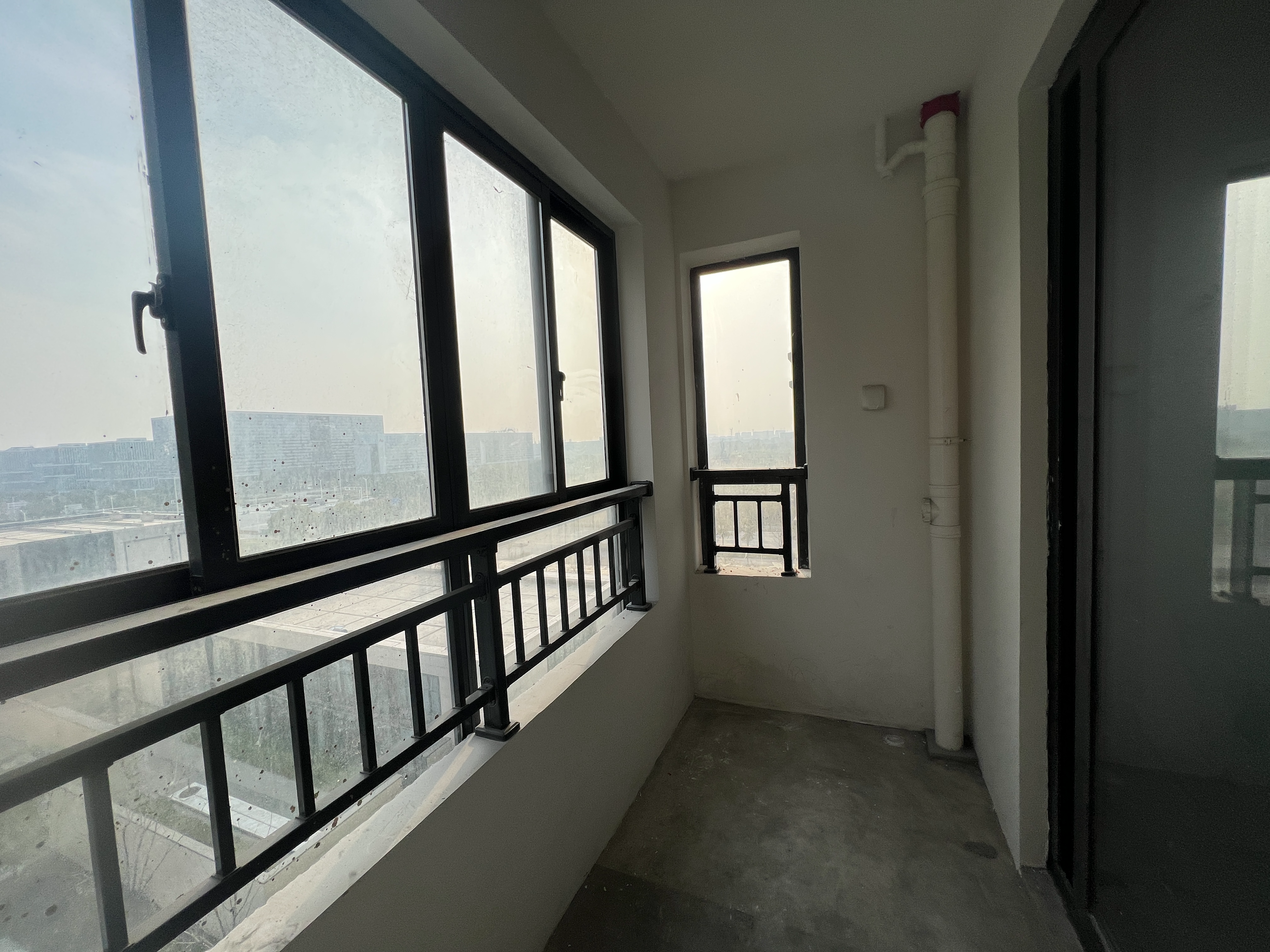 东时区 3室2厅1卫 82m&sup2;